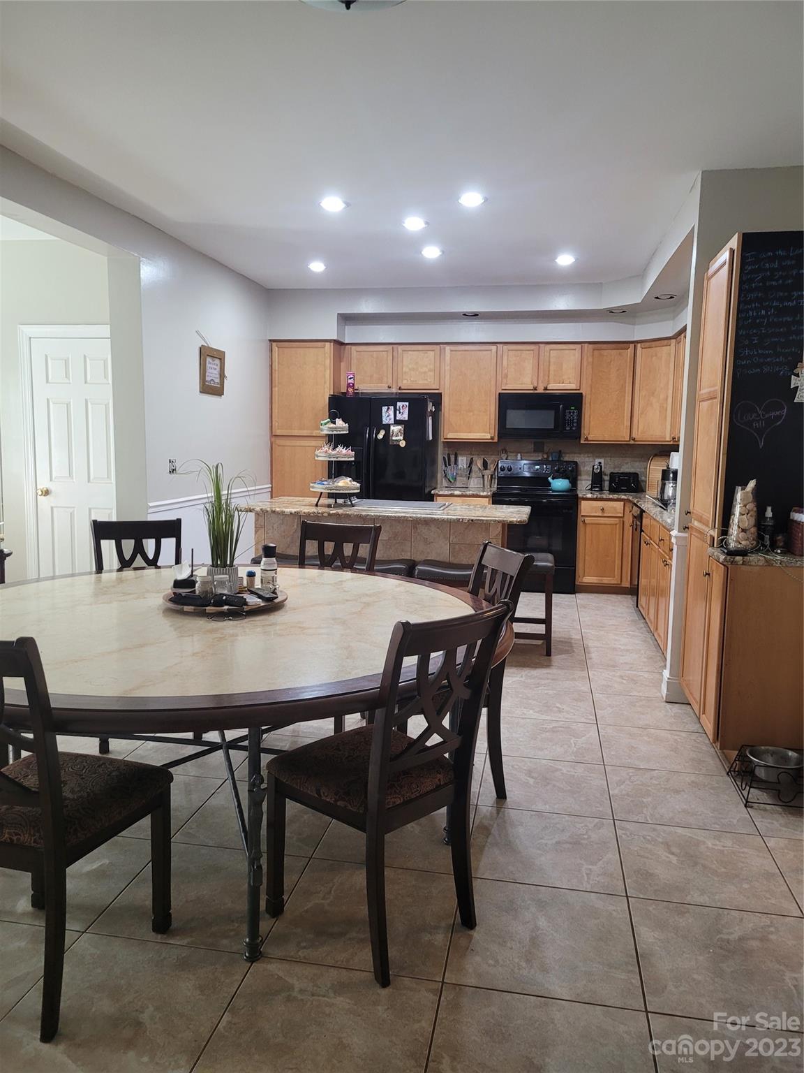 215 Sparta Drive Unit: 28