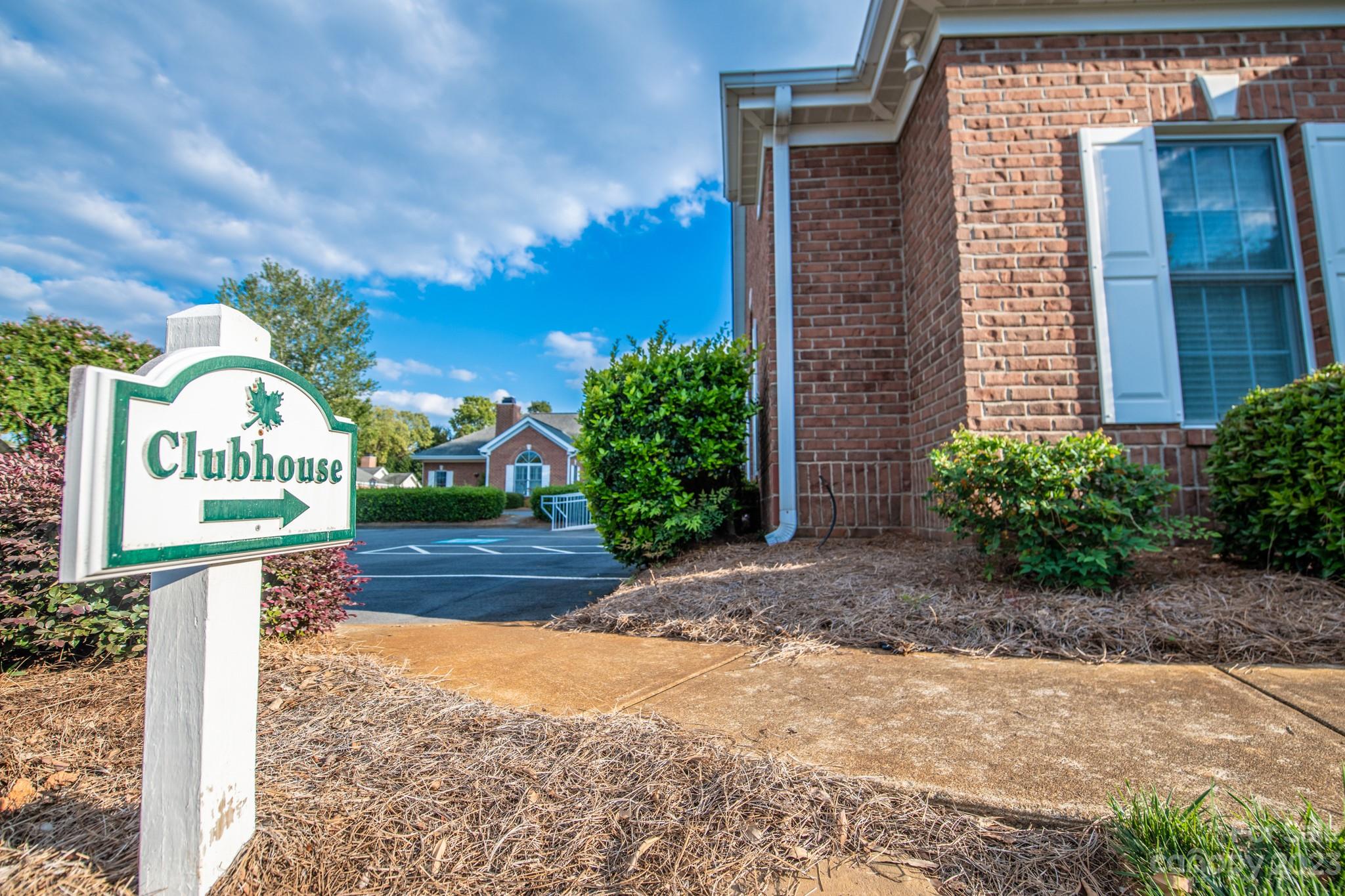 8734 Highland Glen Drive