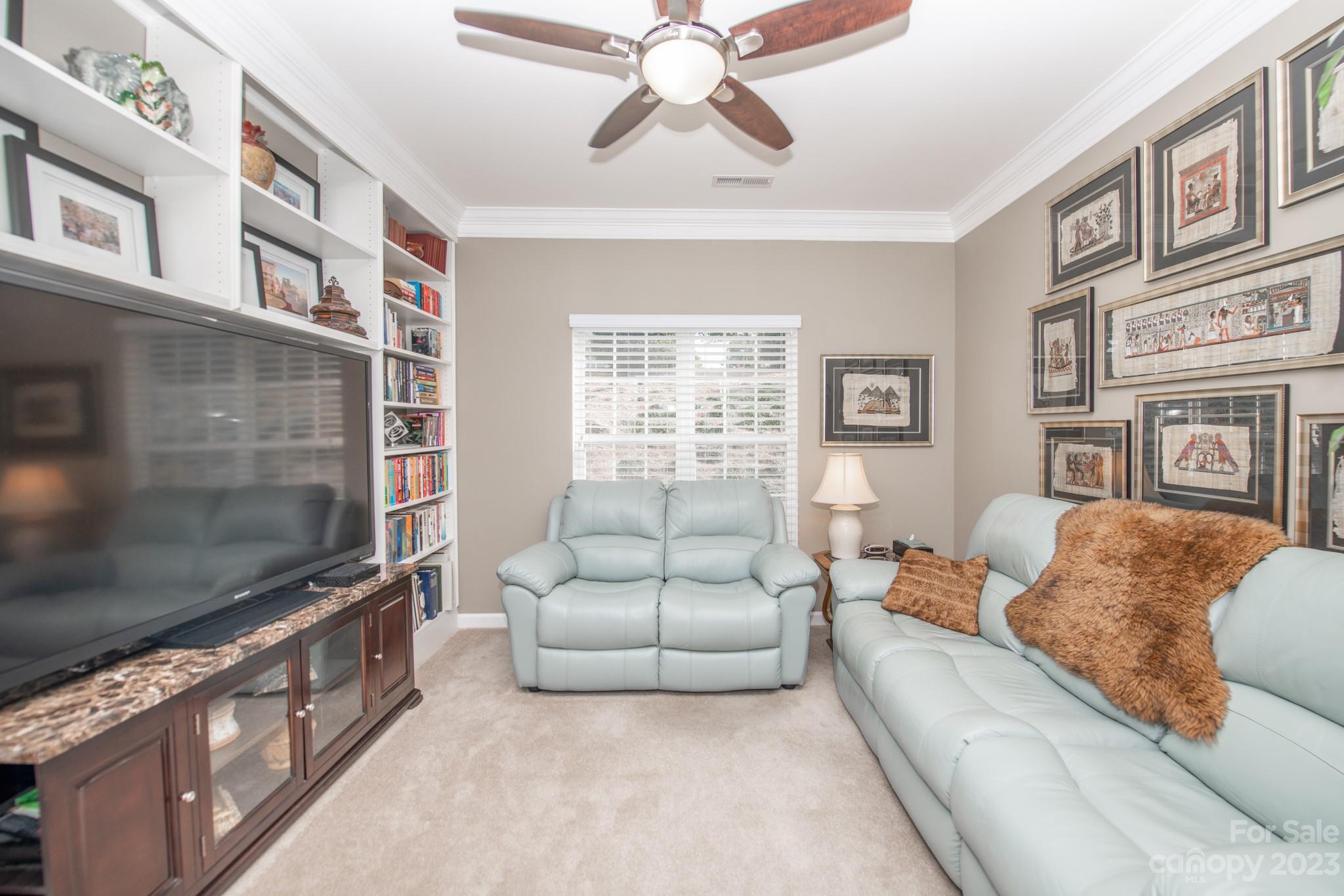 8734 Highland Glen Drive