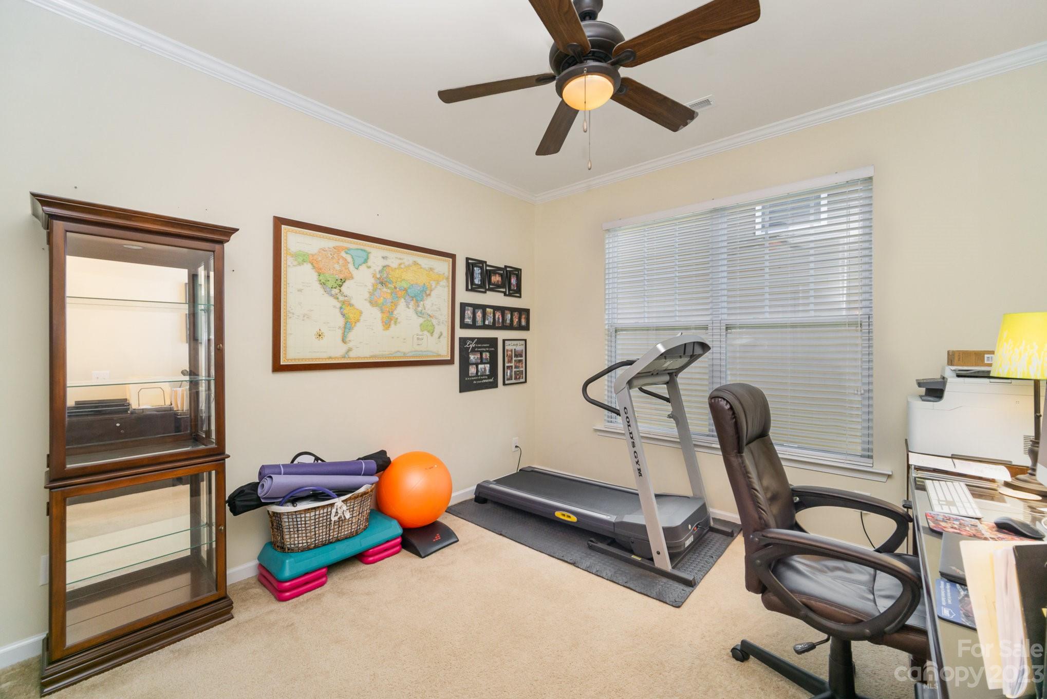 1329 Middlecrest Drive NW