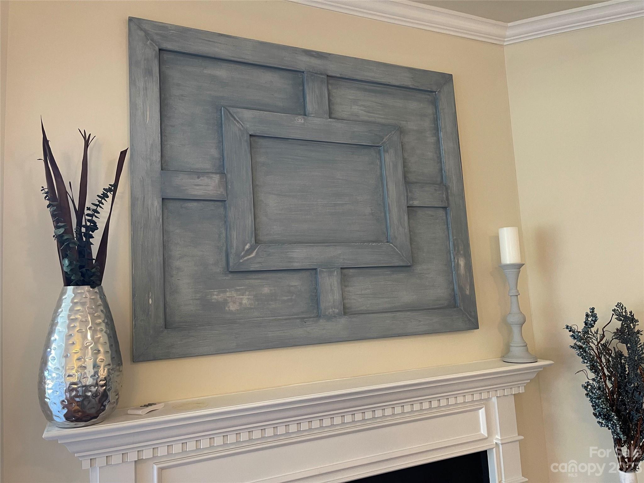 1329 Middlecrest Drive NW