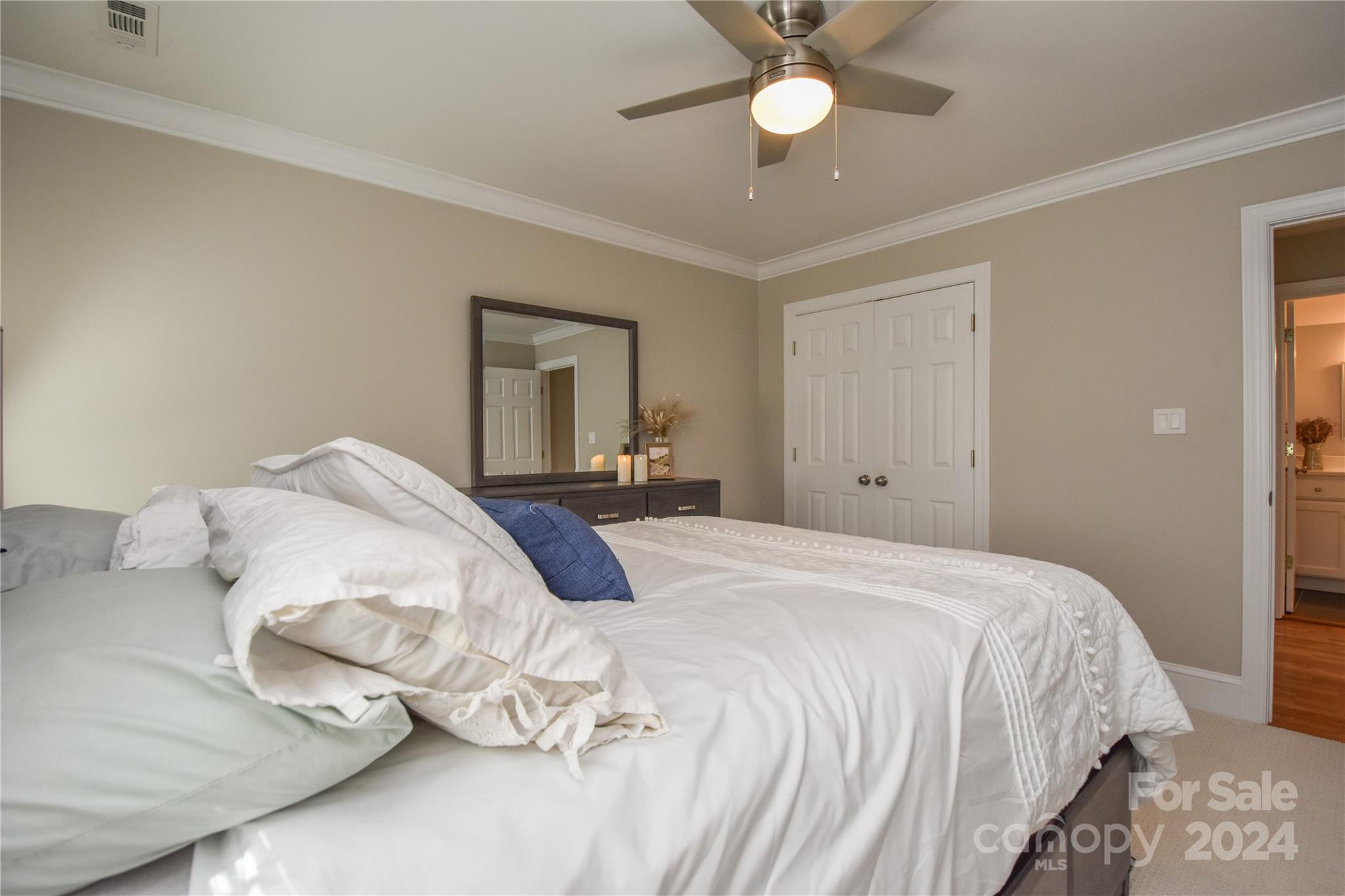 831 Mcgregor Court NE