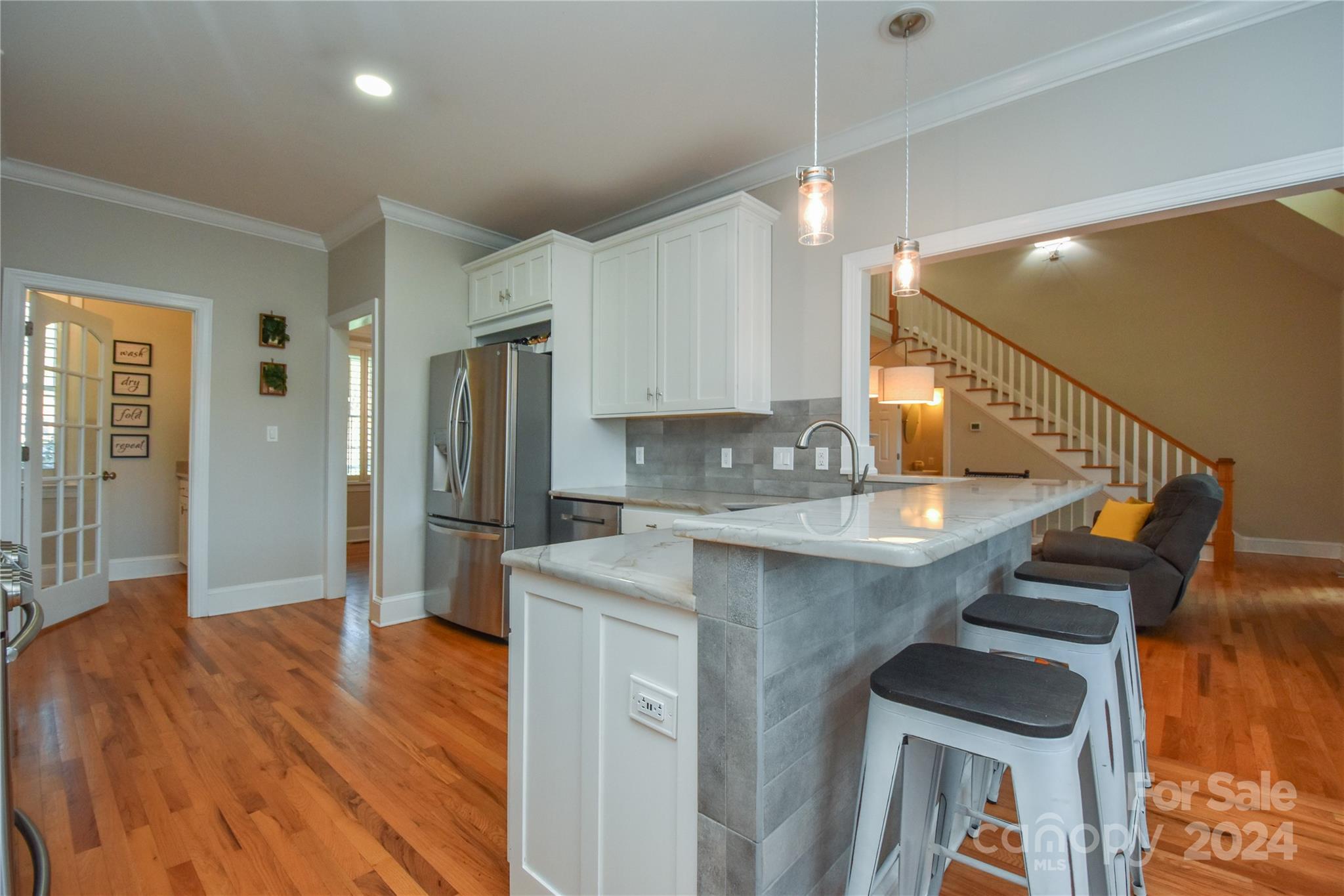 831 Mcgregor Court NE