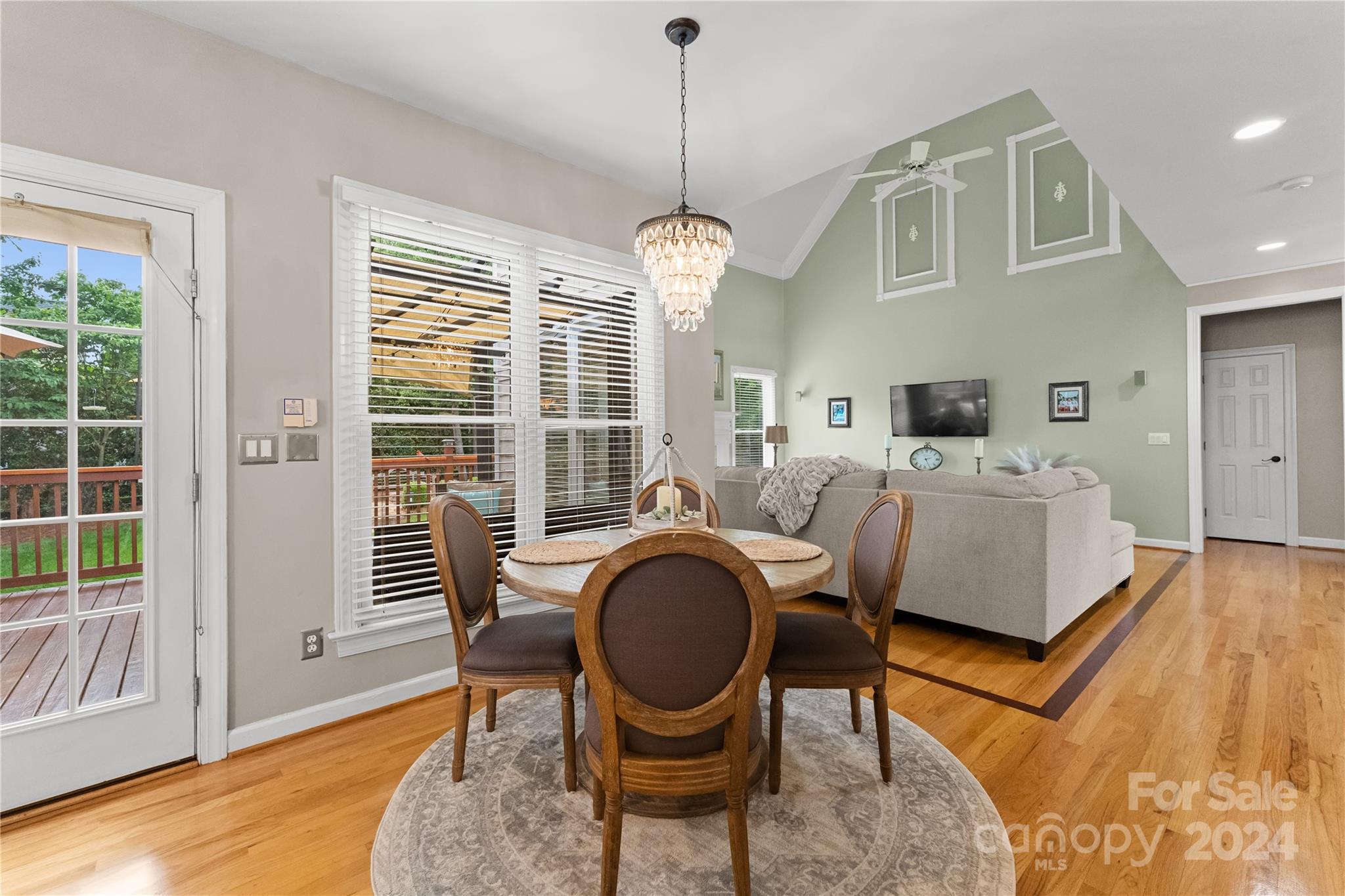 12009 Willingdon Road