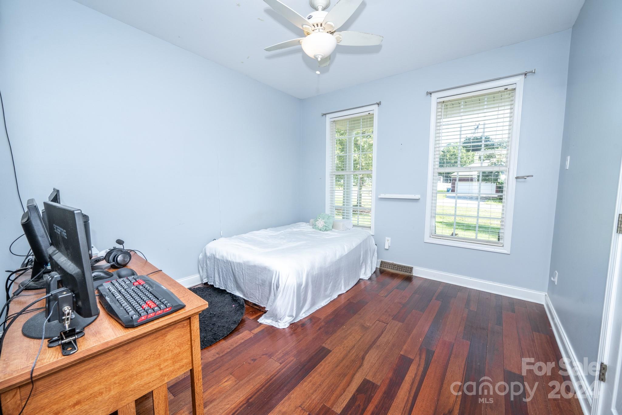 4040 Berry Hill Court