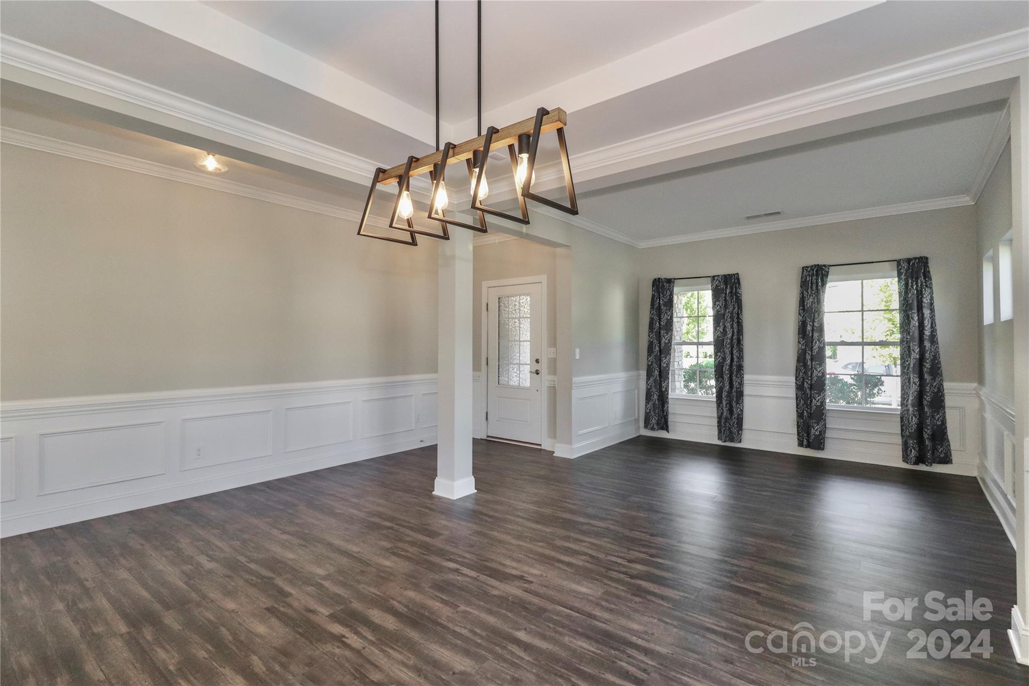 199 Paradise Hills Circle