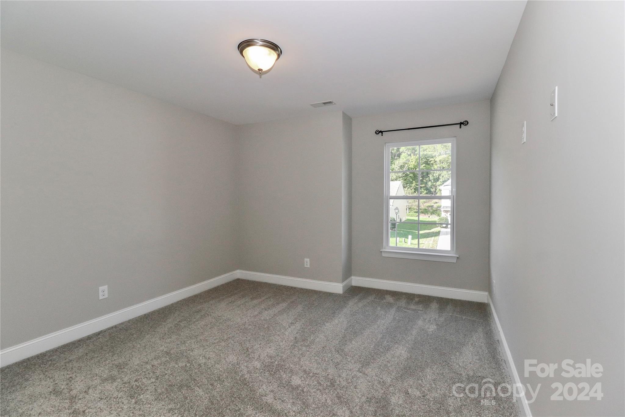 199 Paradise Hills Circle