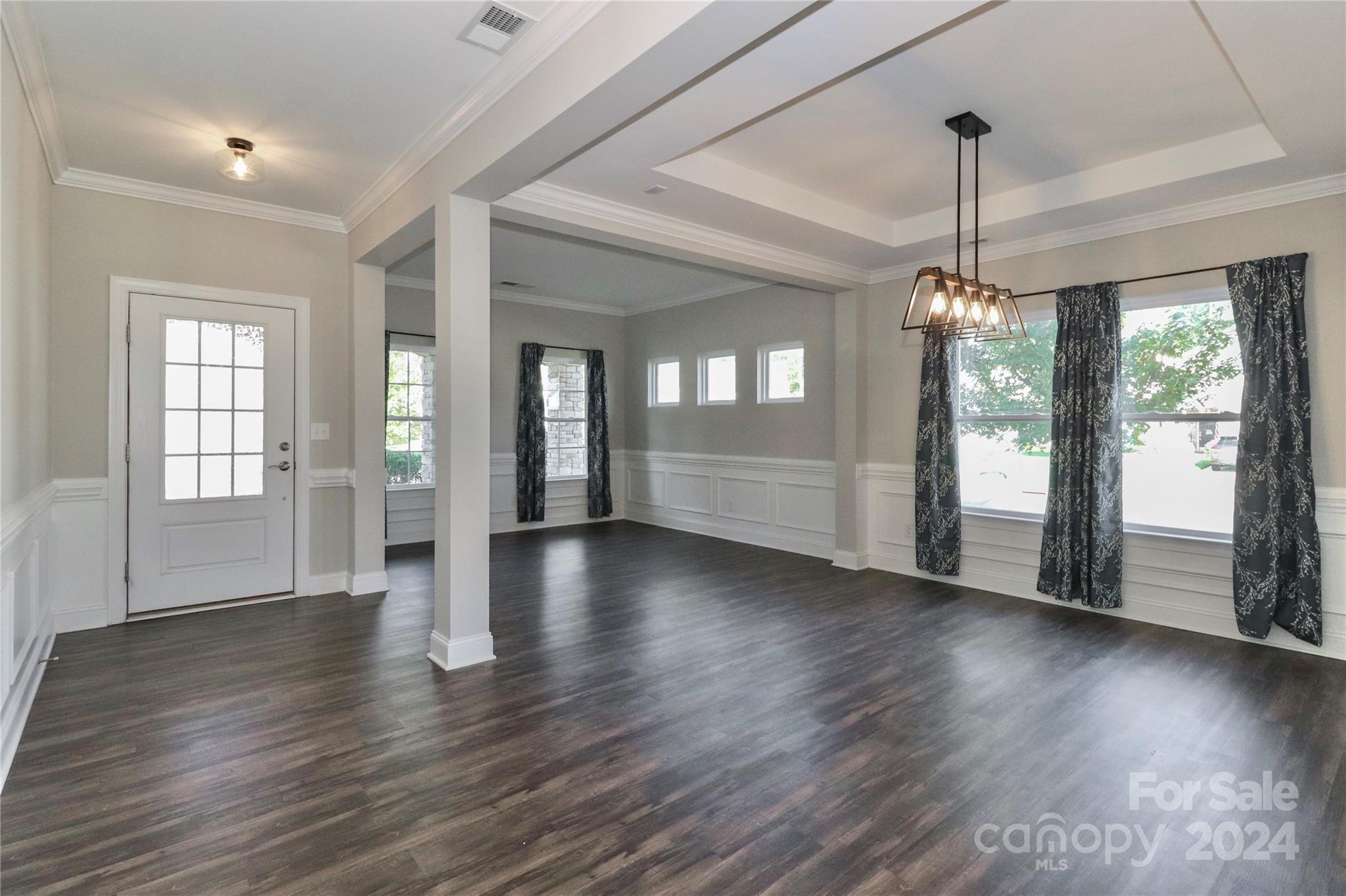 199 Paradise Hills Circle