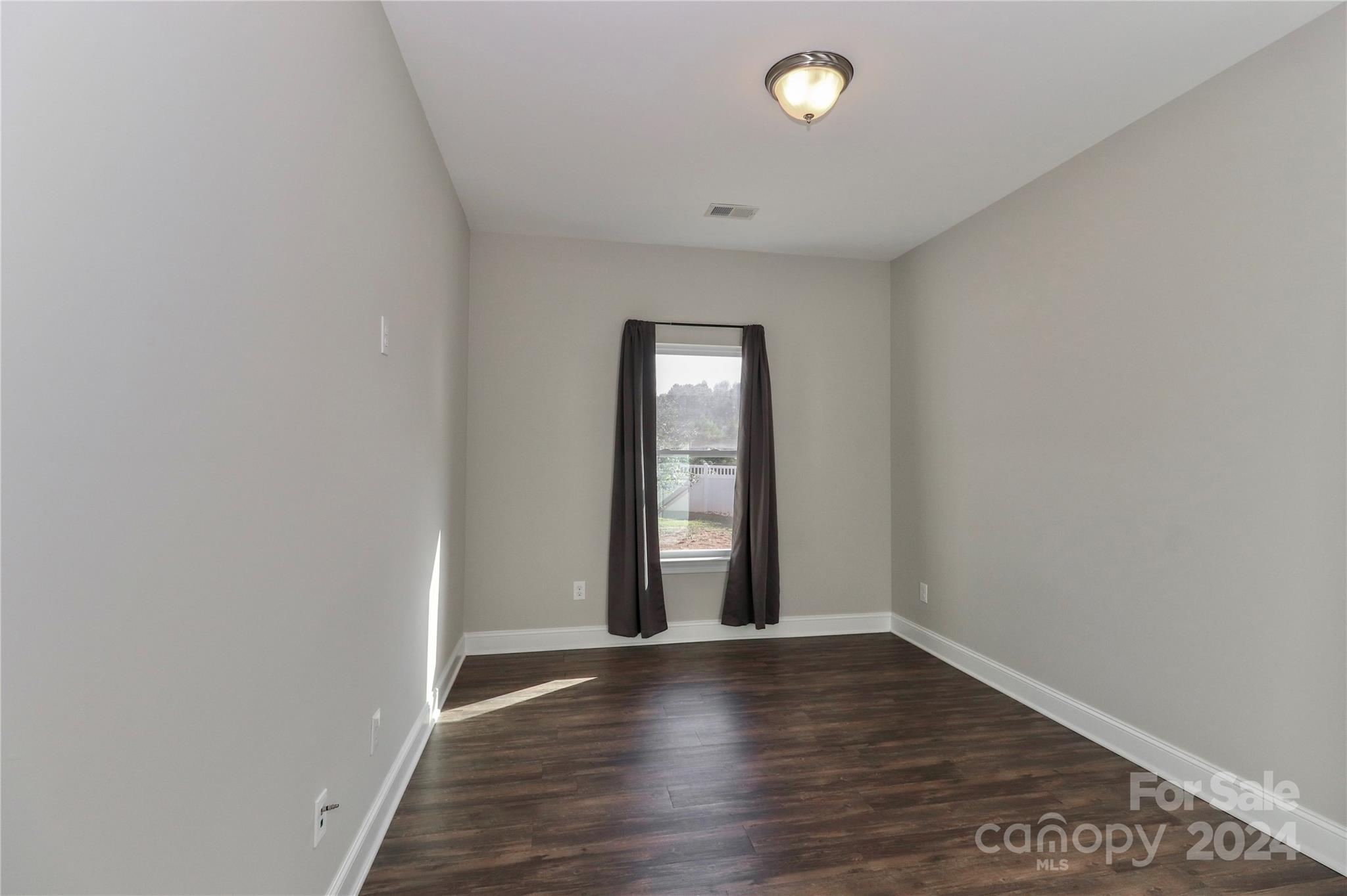 199 Paradise Hills Circle