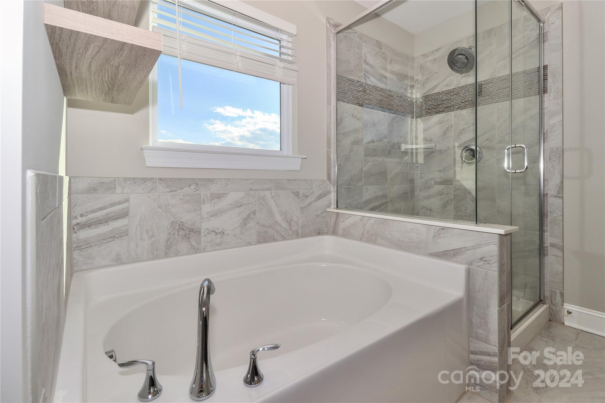 199 Paradise Hills Circle