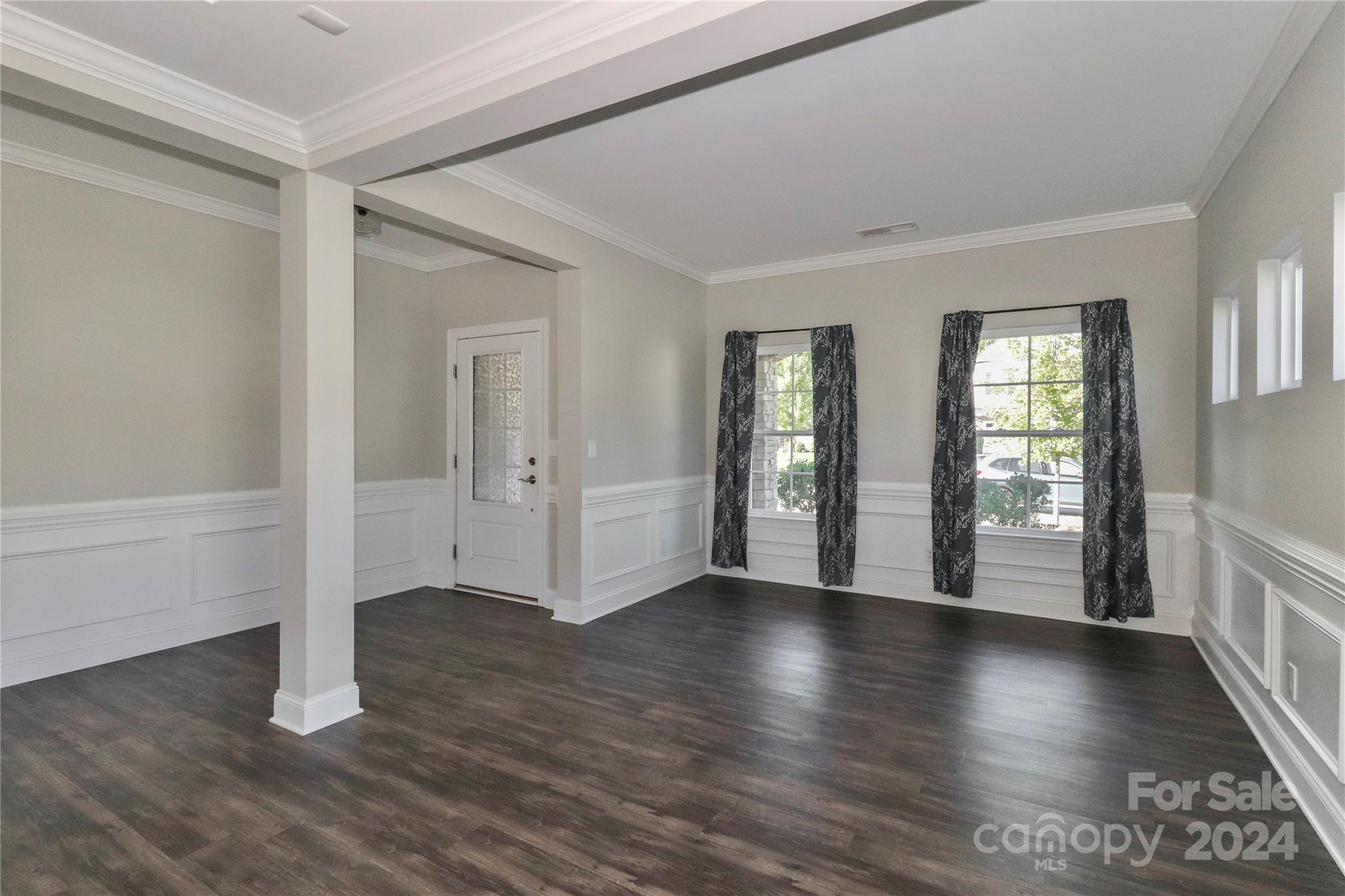 199 Paradise Hills Circle