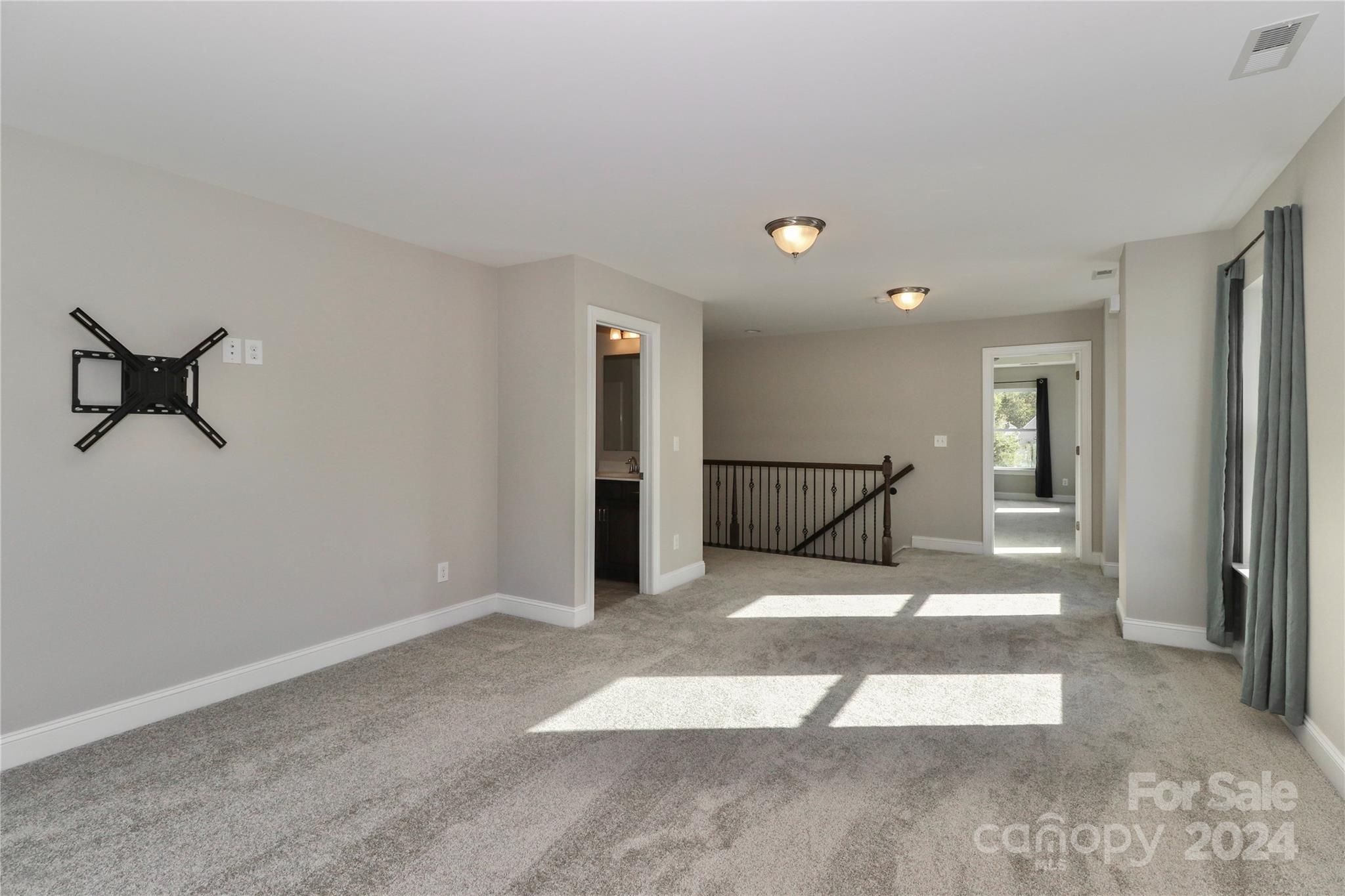 199 Paradise Hills Circle