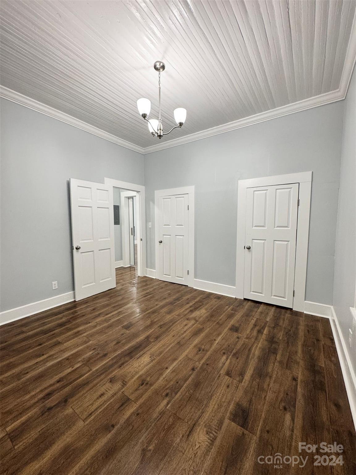 721 S Academy Street