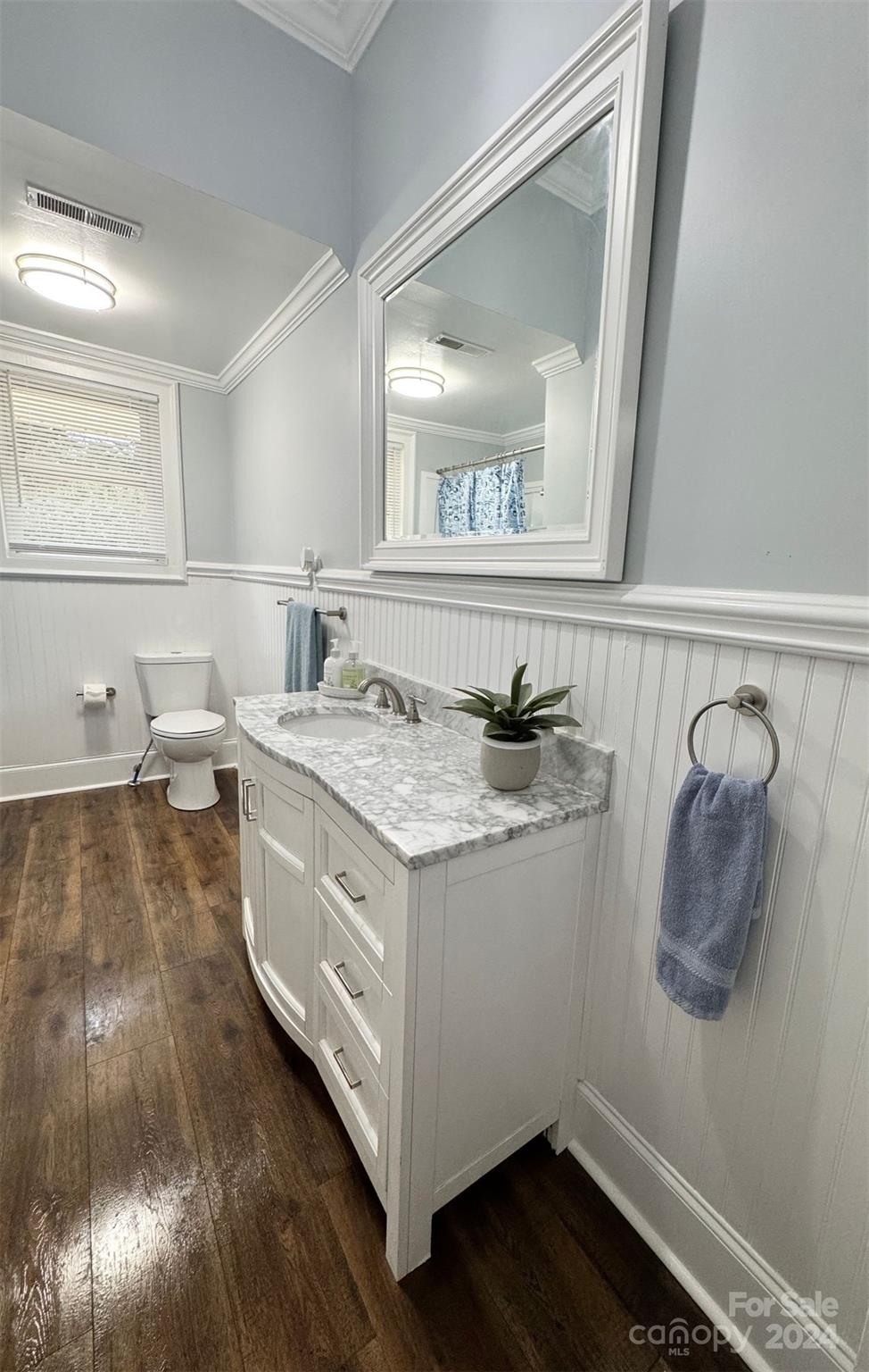 721 S Academy Street