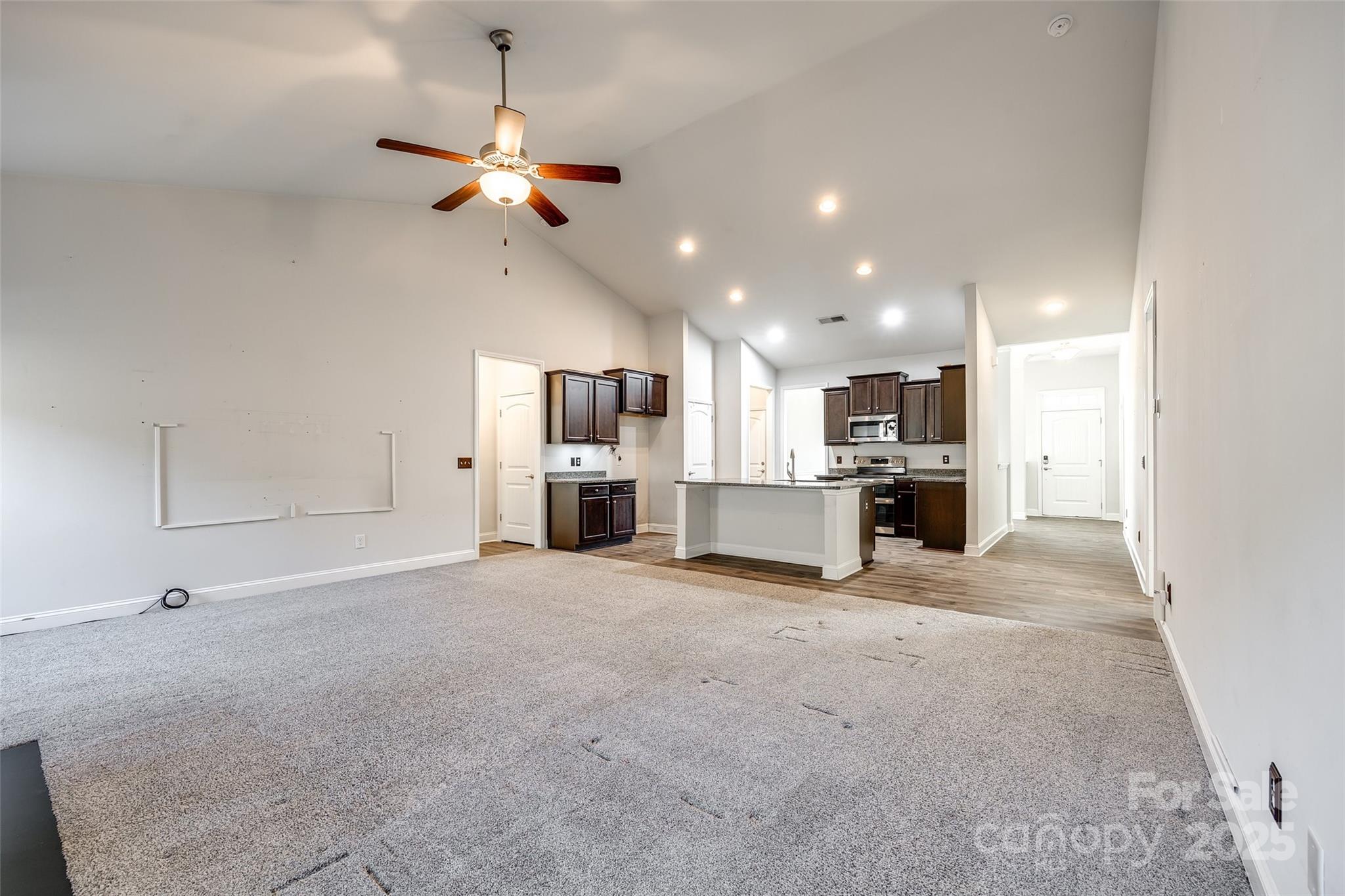 859 Accent Avenue SE