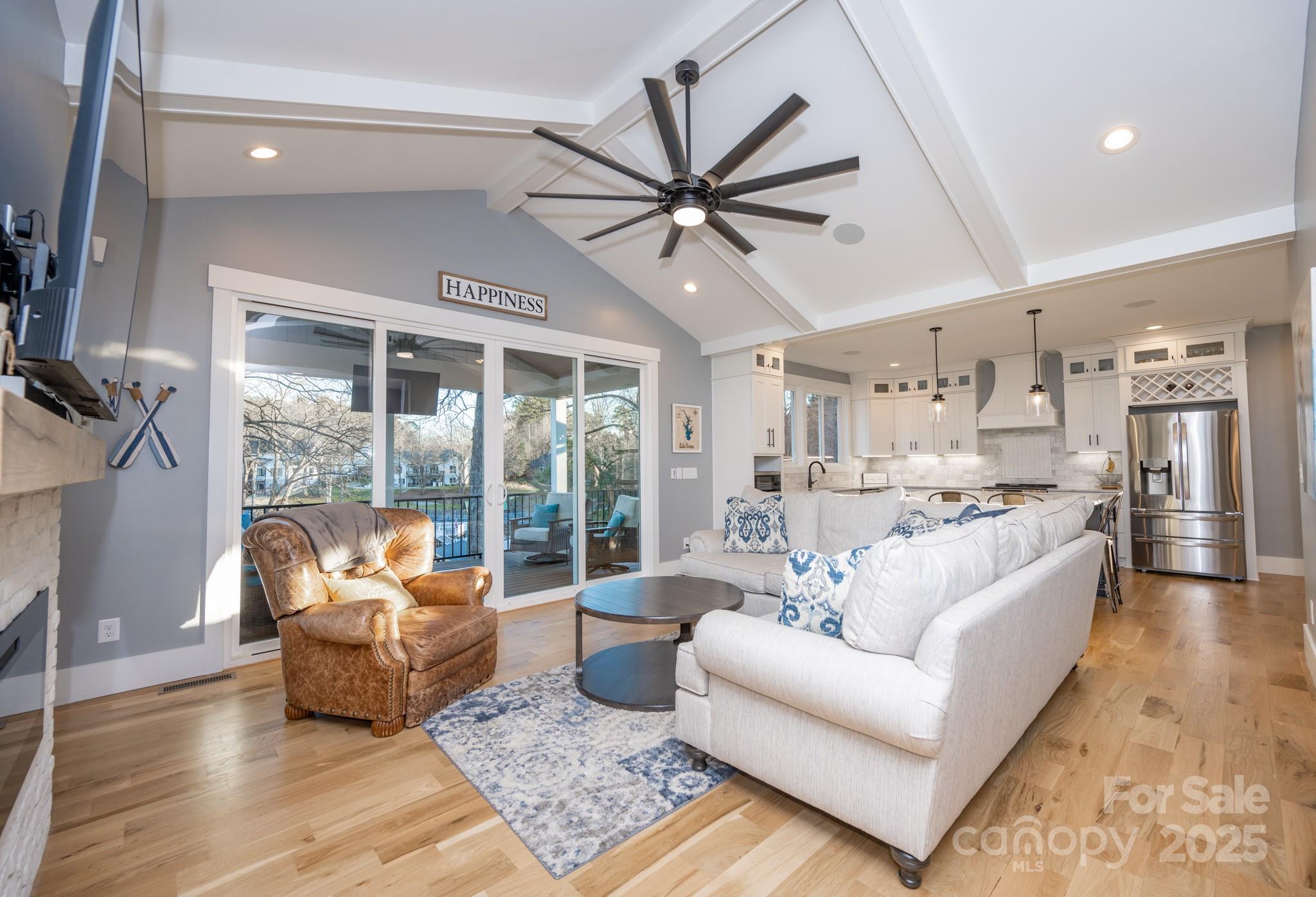 7476 Point Street Unit: 9