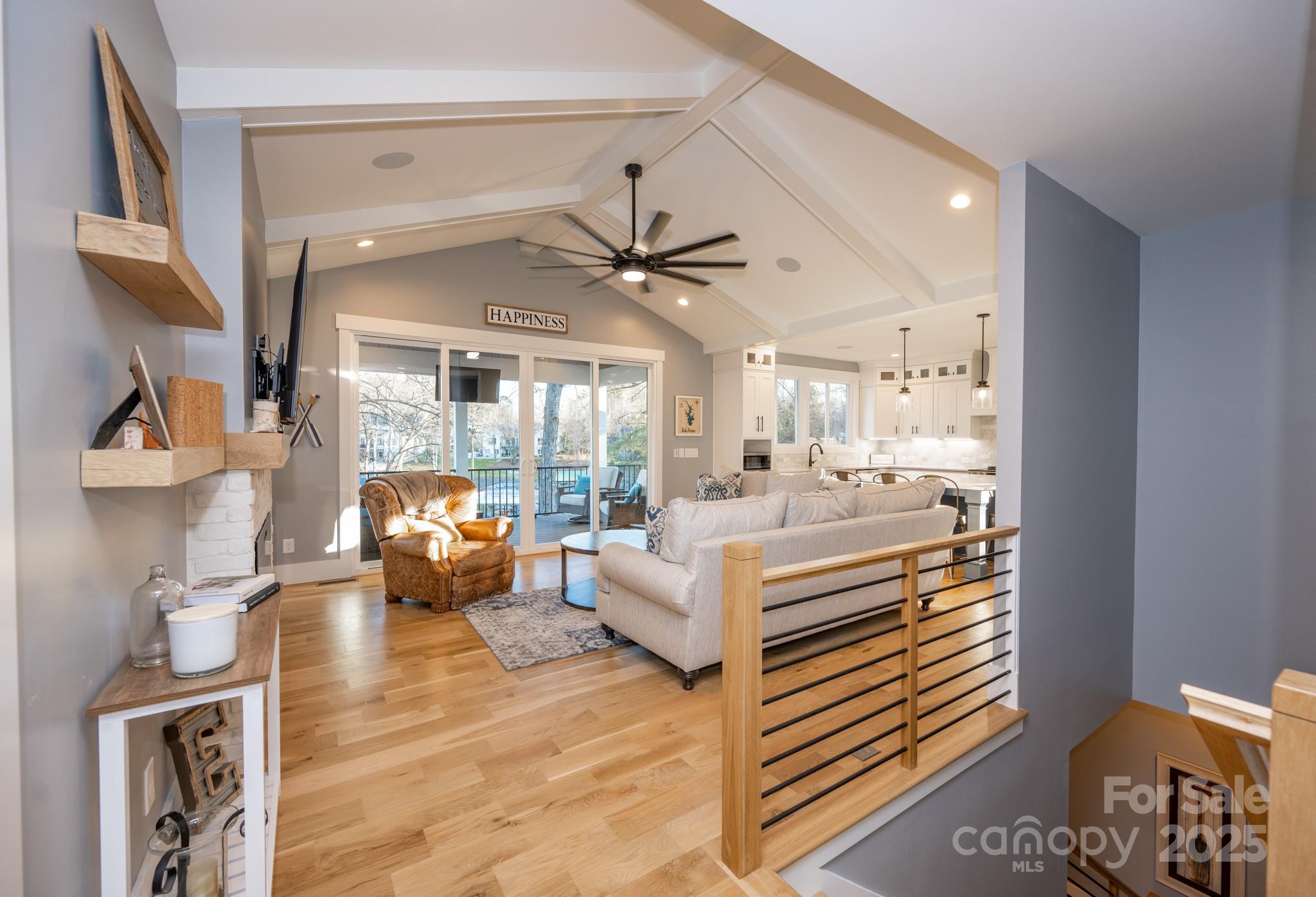 7476 Point Street Unit: 9