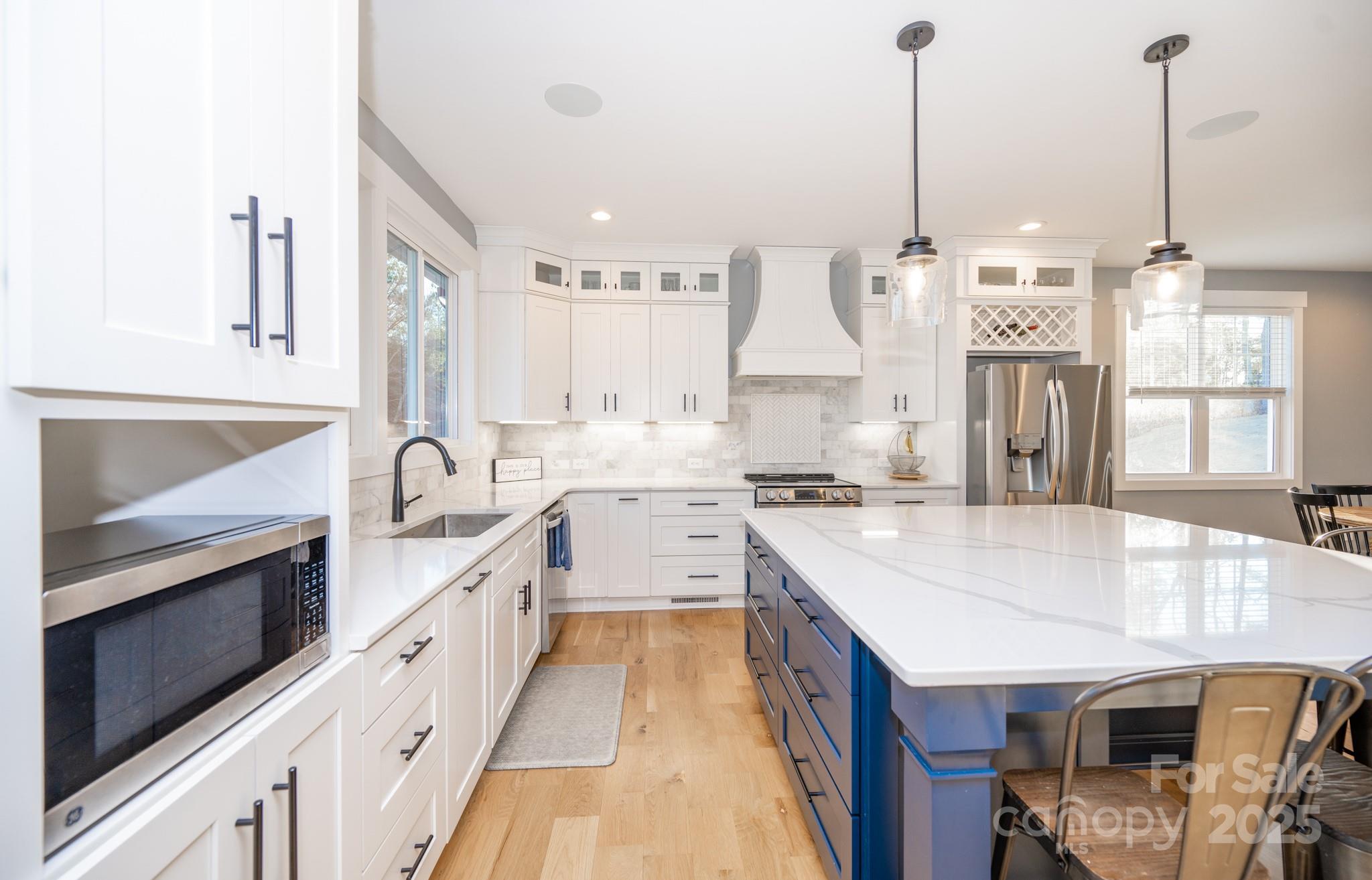 7476 Point Street Unit: 9