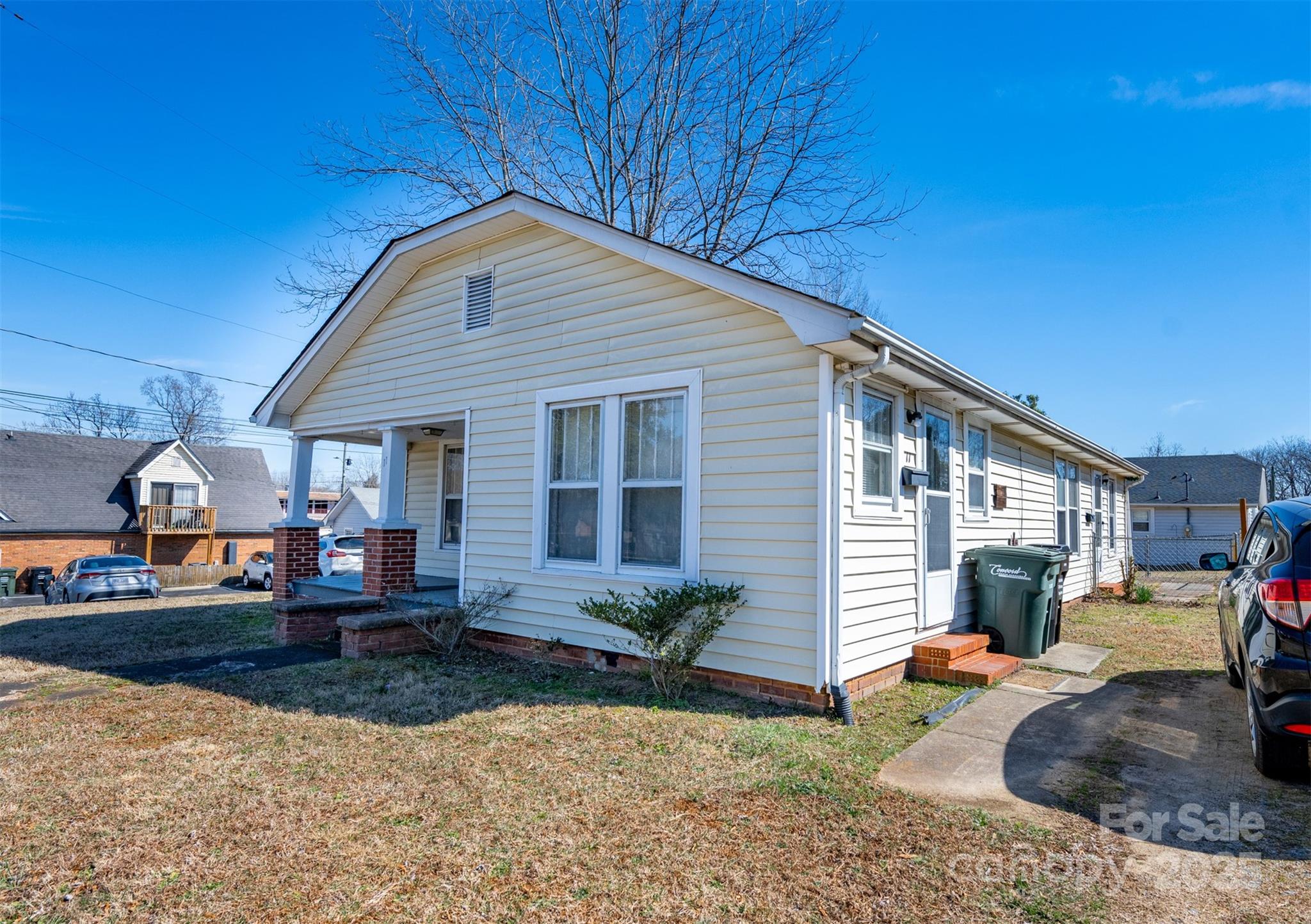 11-13 Brookwood Avenue NW Unit: 13