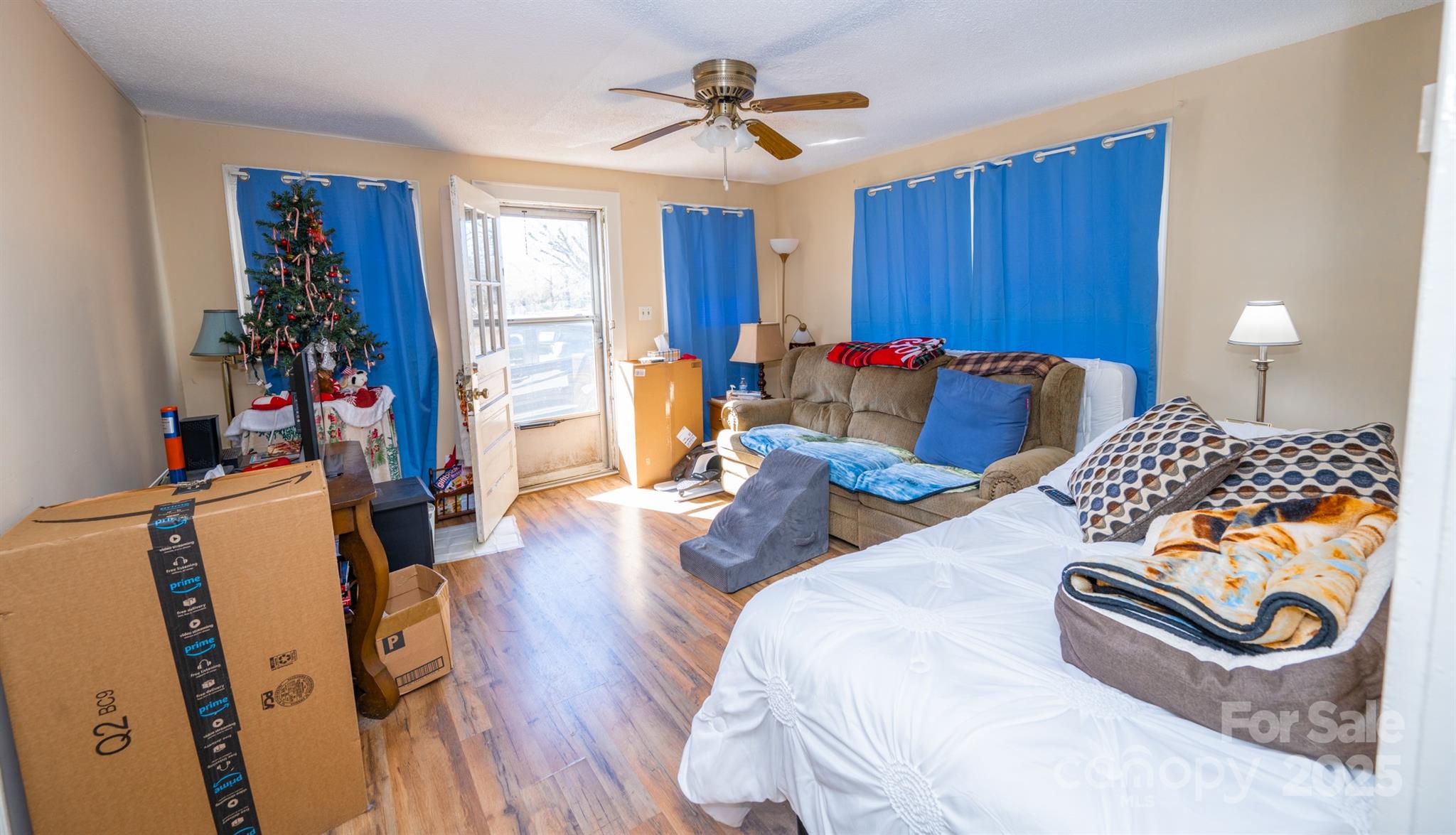 11-13 Brookwood Avenue NW Unit: 13