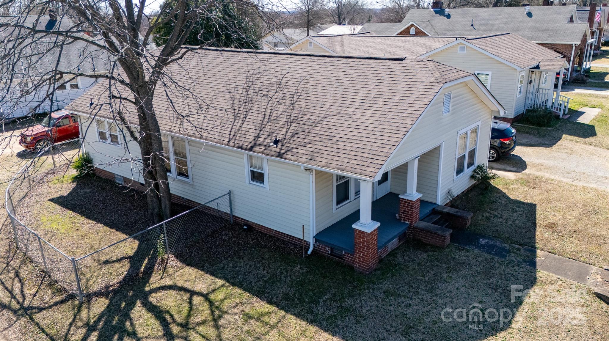 11-13 Brookwood Avenue NW Unit: 13