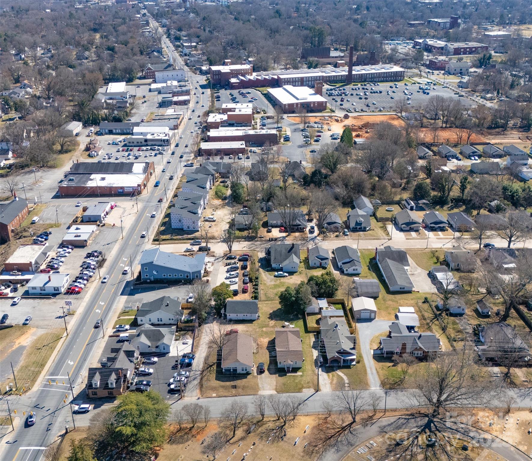 15-17 Brookwood Avenue NW Unit: 14