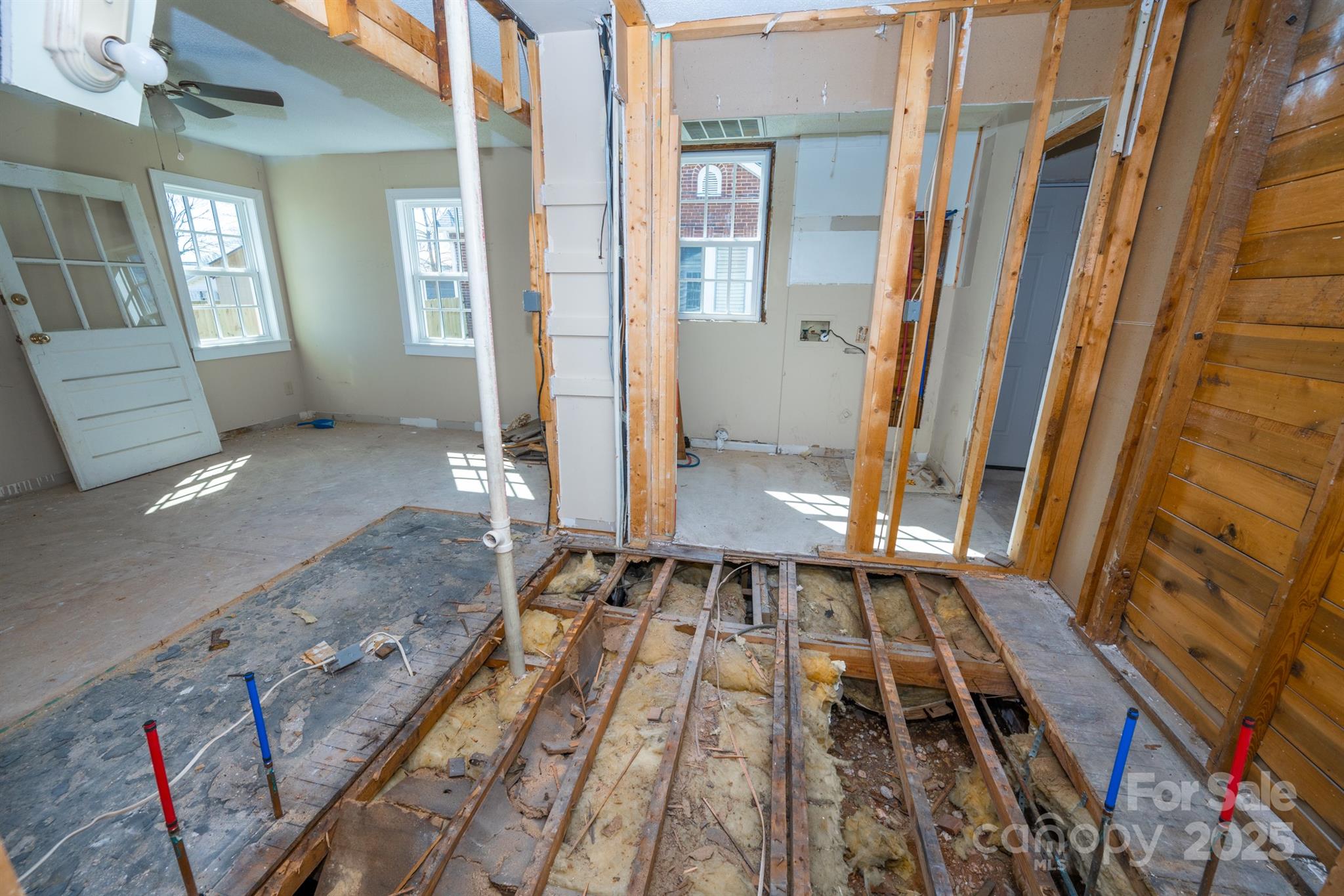 15-17 Brookwood Avenue NW Unit: 14