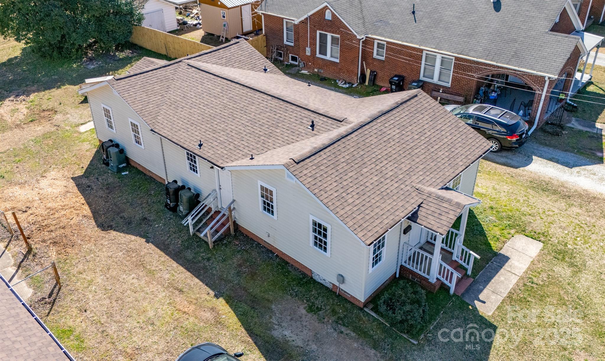 15-17 Brookwood Avenue NW Unit: 14