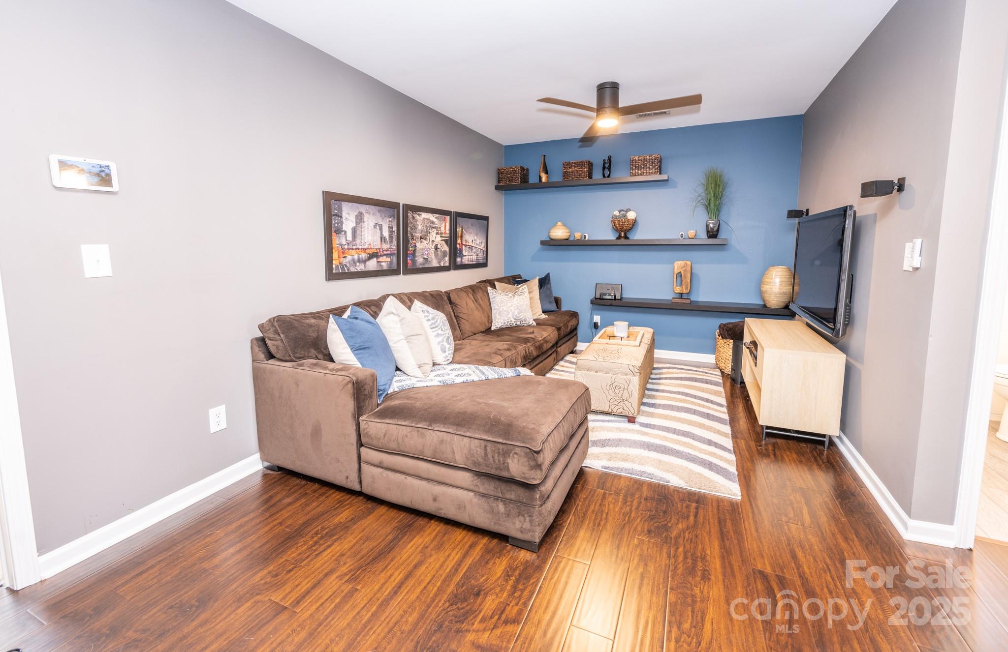 4729 Abercromby Street