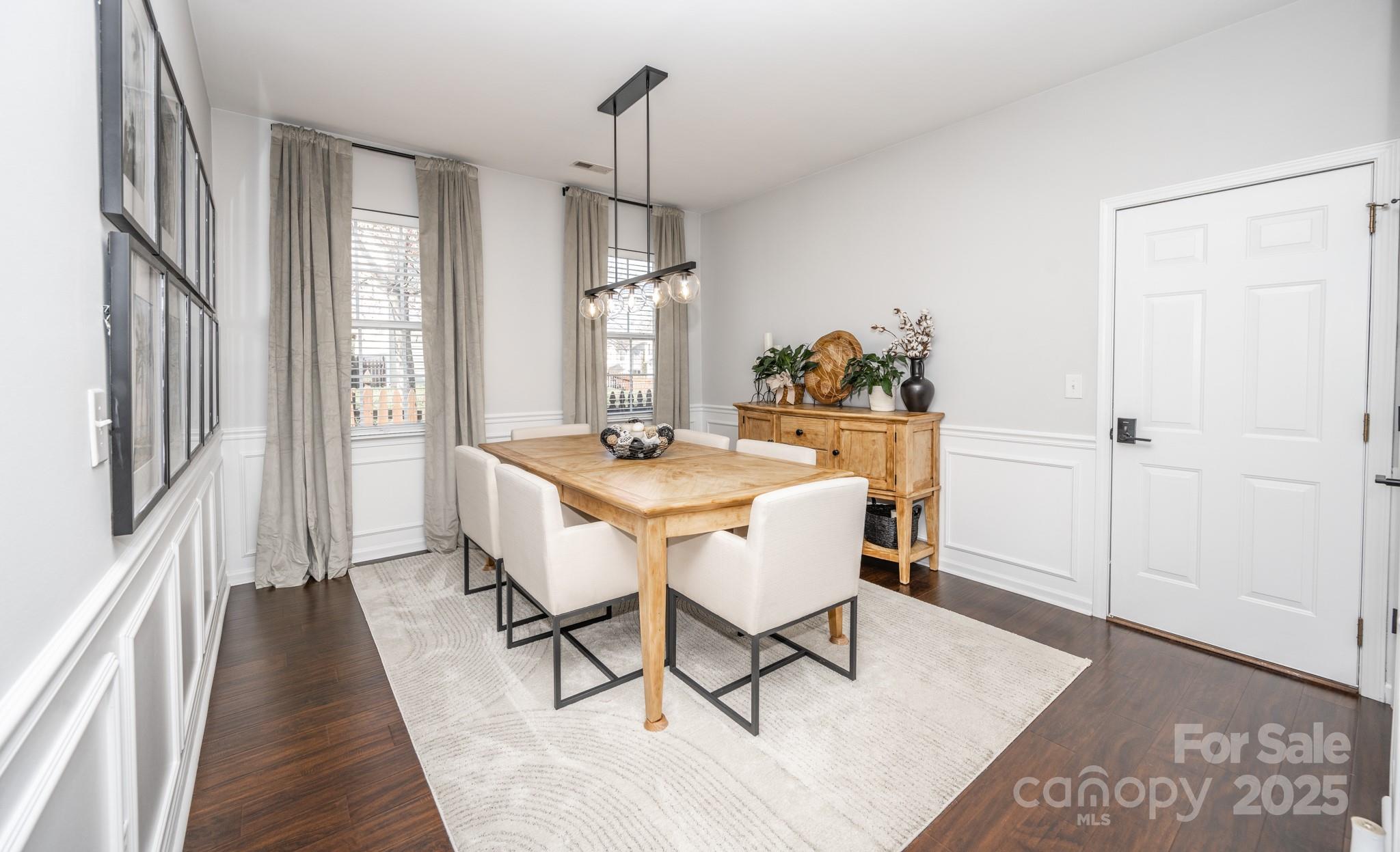 4729 Abercromby Street