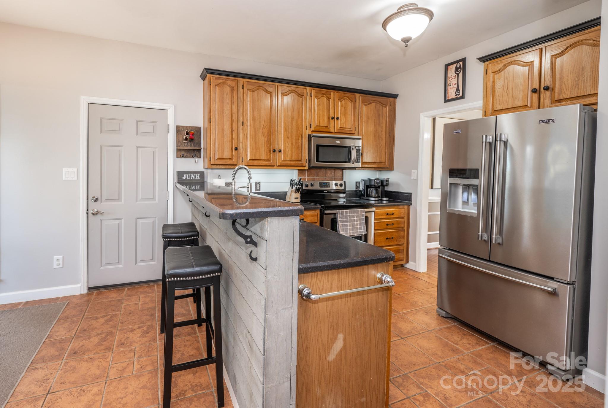 9131 Strattonville Court