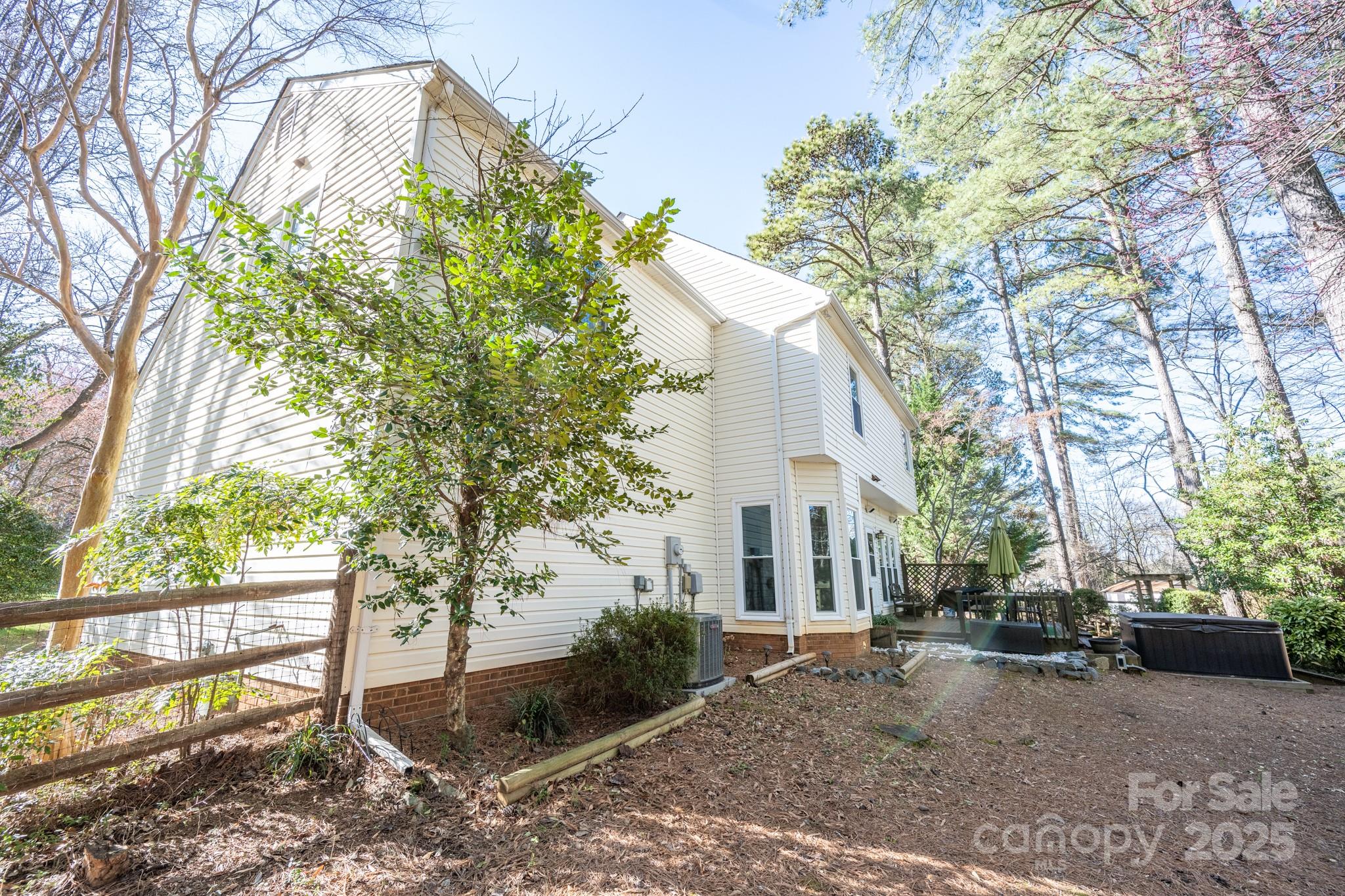 9131 Strattonville Court