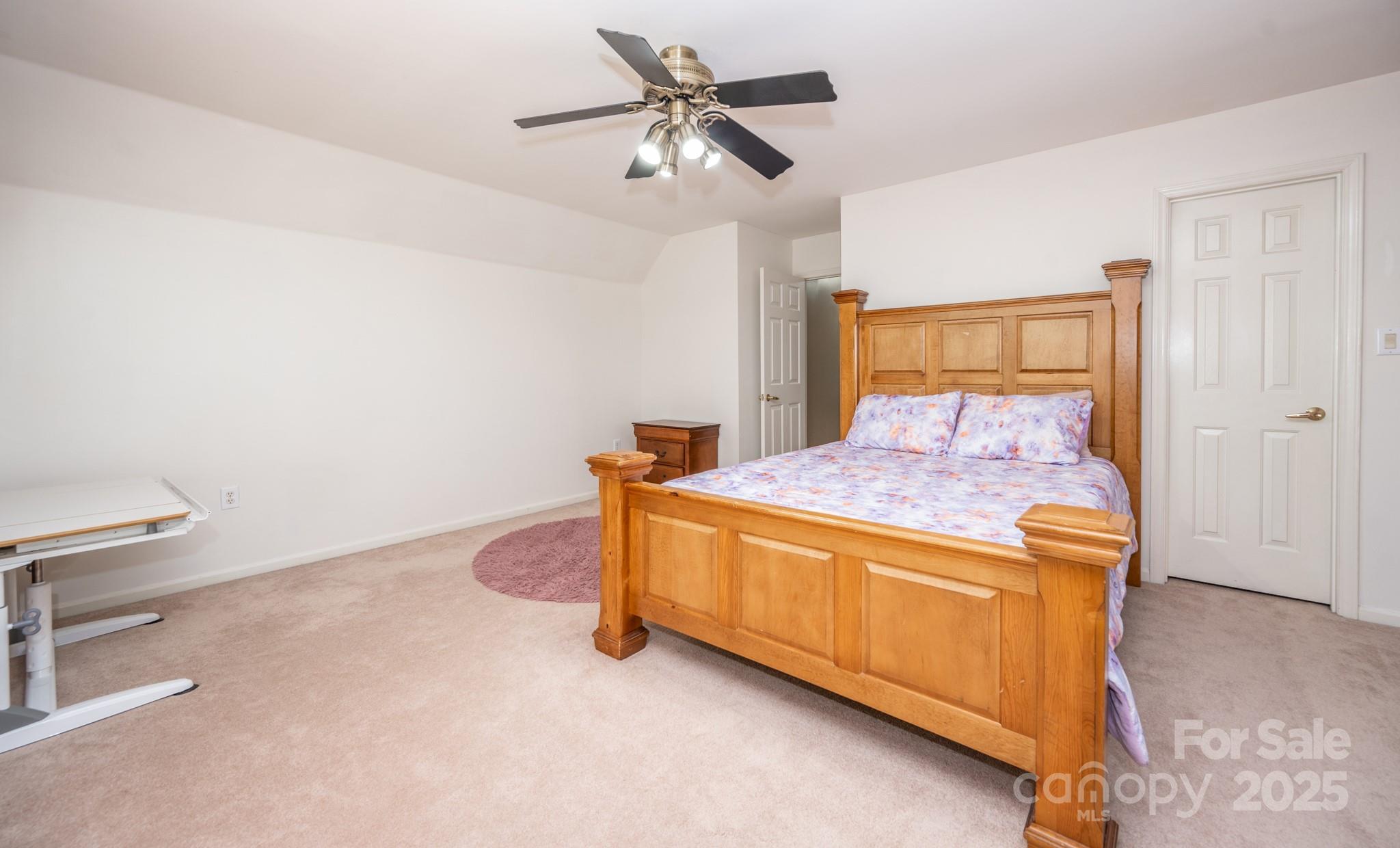 9131 Strattonville Court
