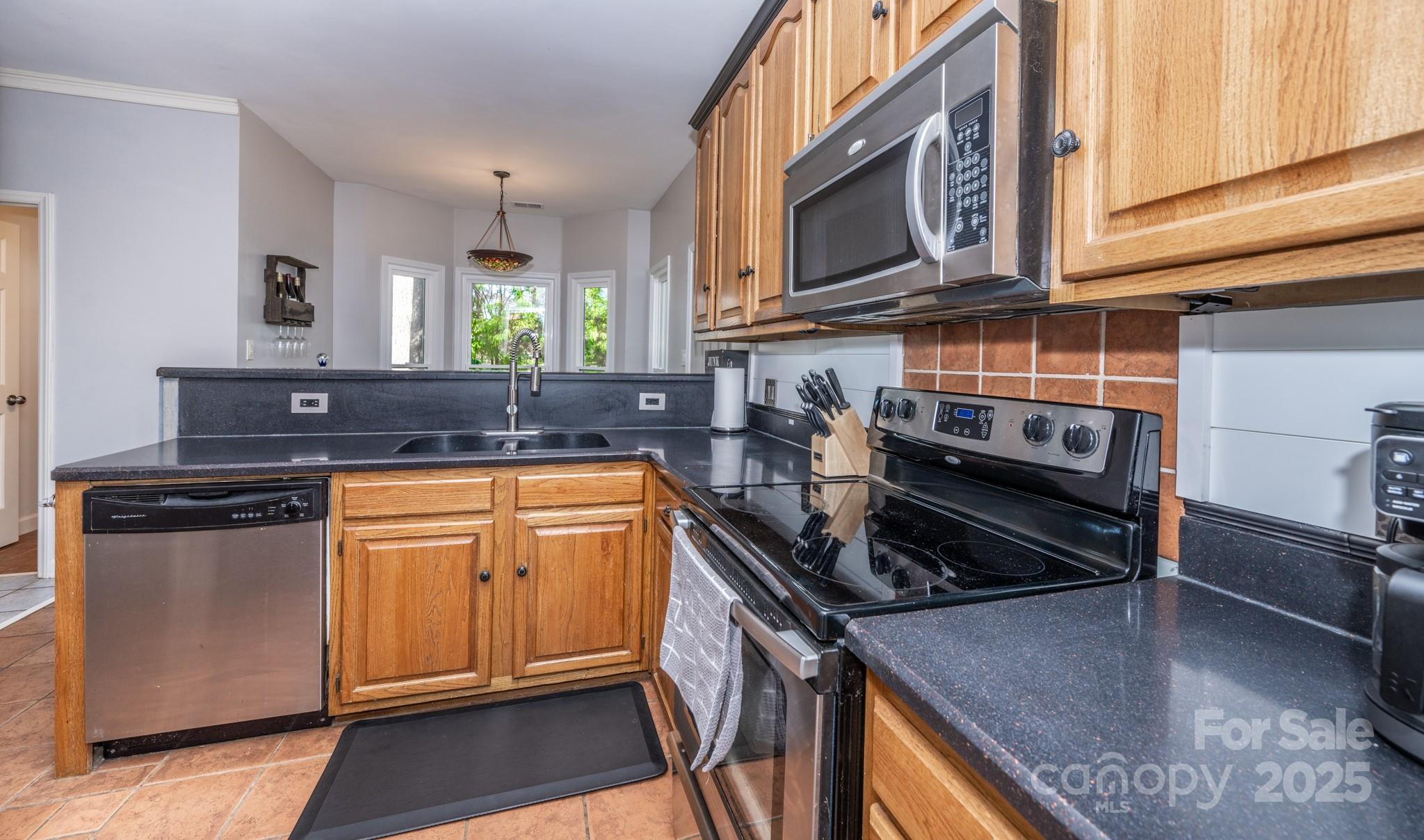 9131 Strattonville Court