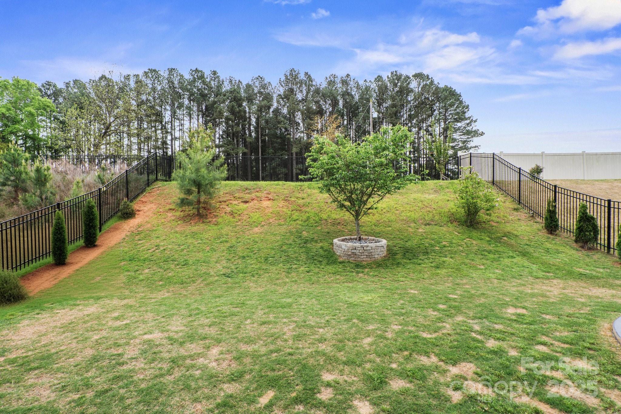 121 Little Kennerly Drive