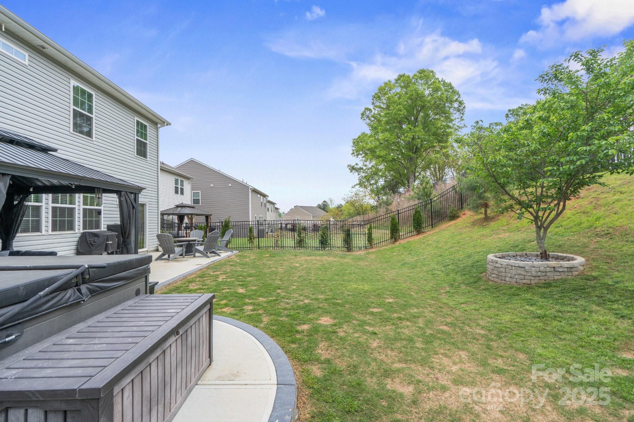 121 Little Kennerly Drive