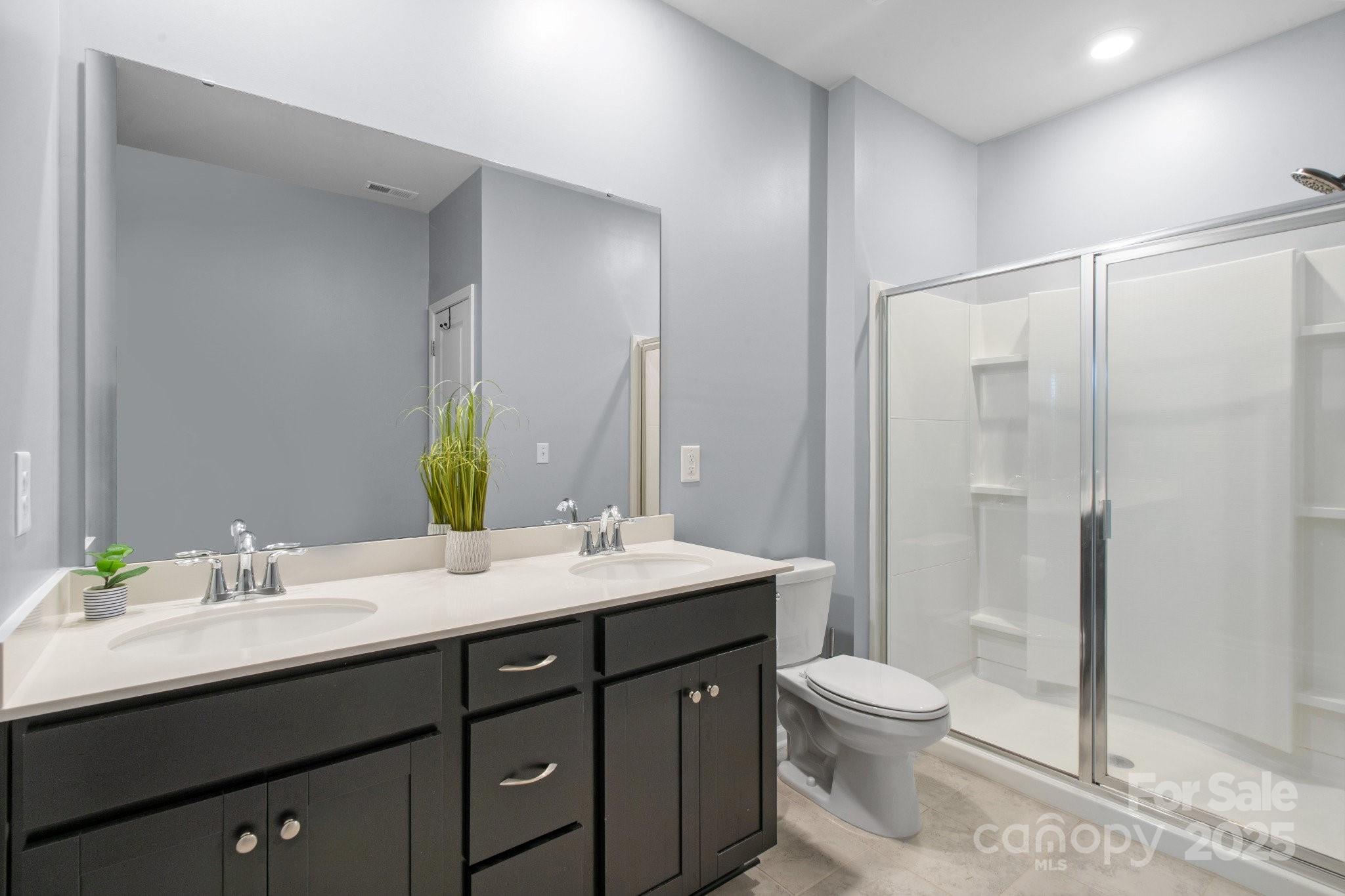 121 Little Kennerly Drive