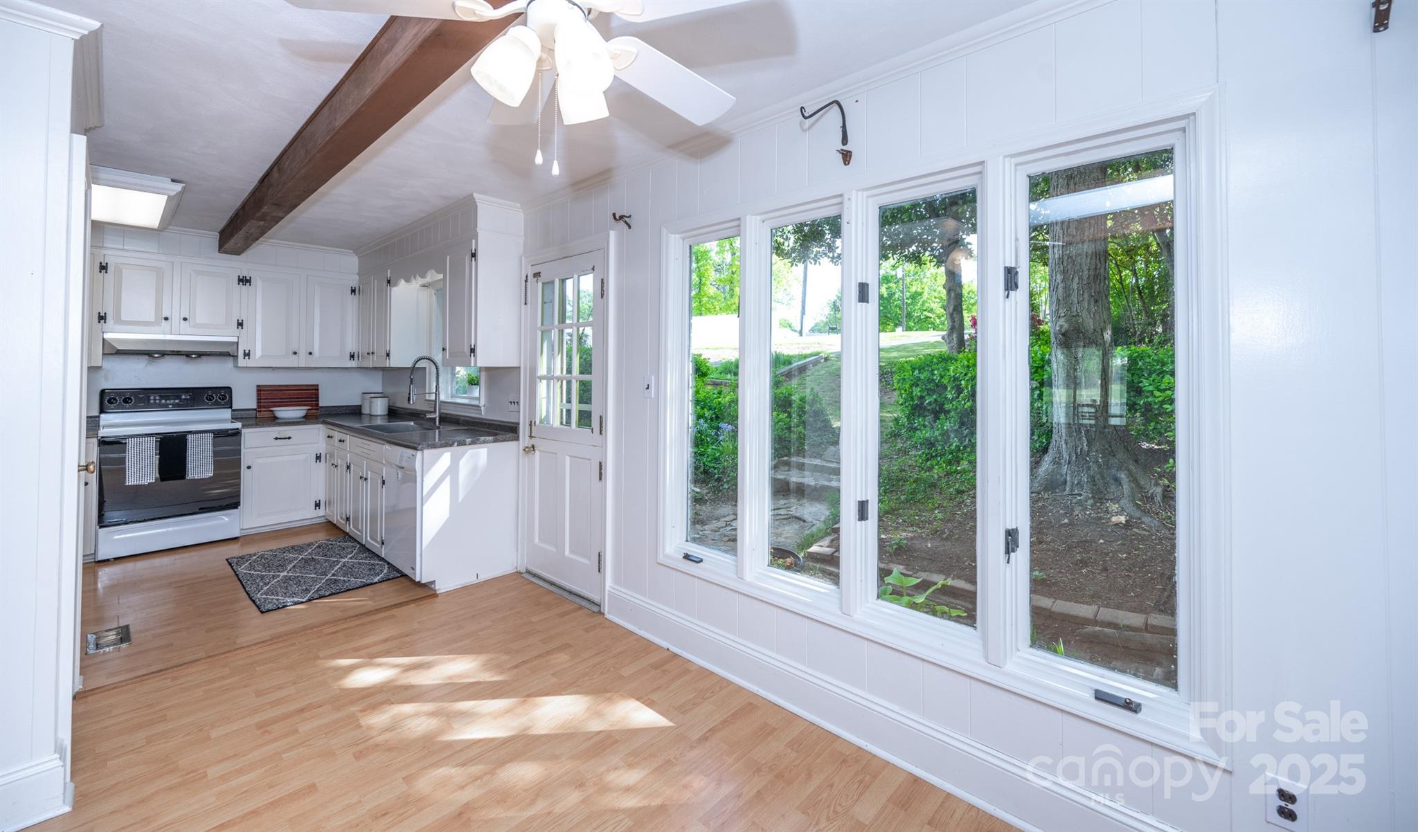 7851 Green Cove Court