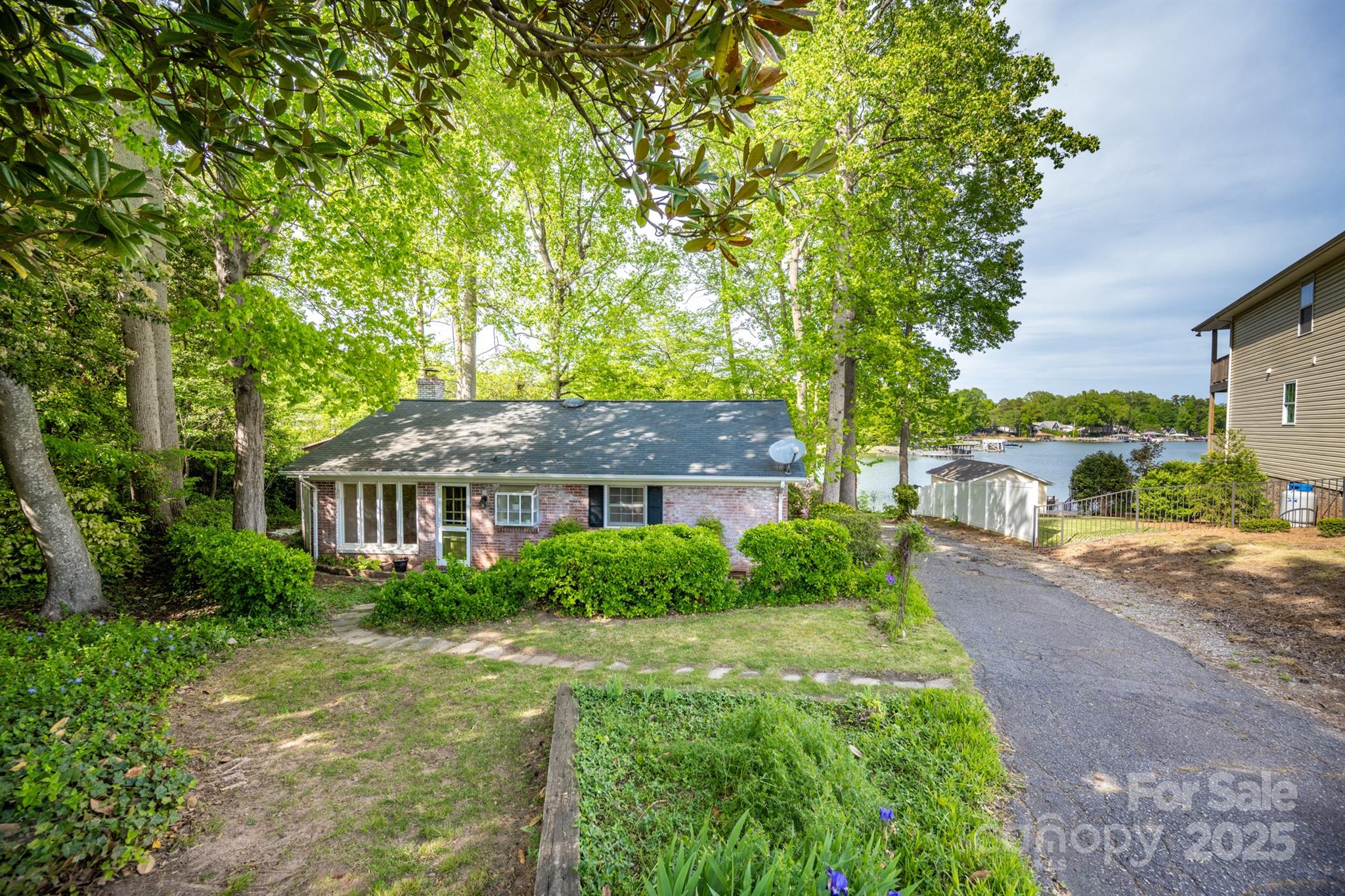 7851 Green Cove Court