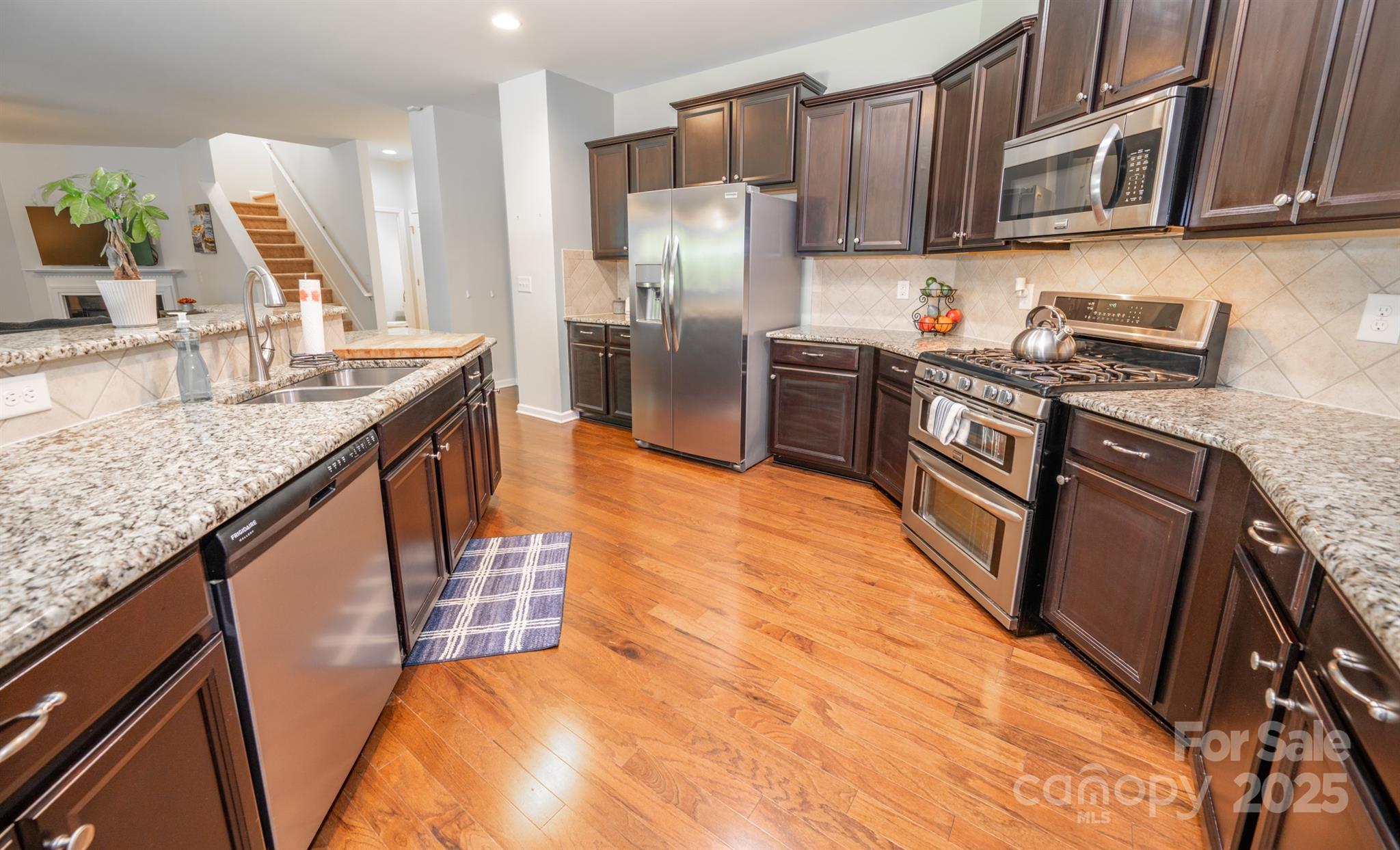 10666 Sapphire Trail