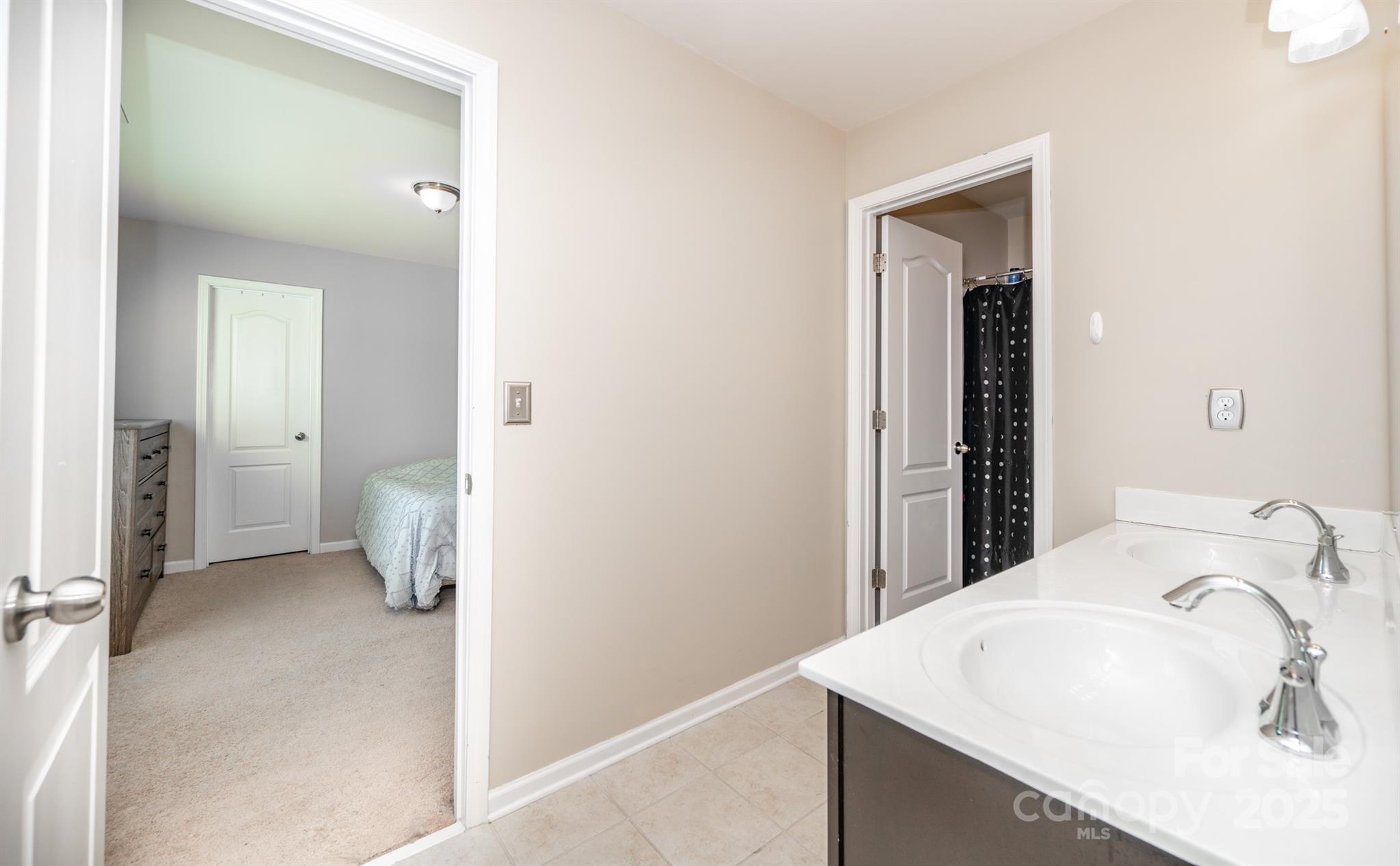 10666 Sapphire Trail