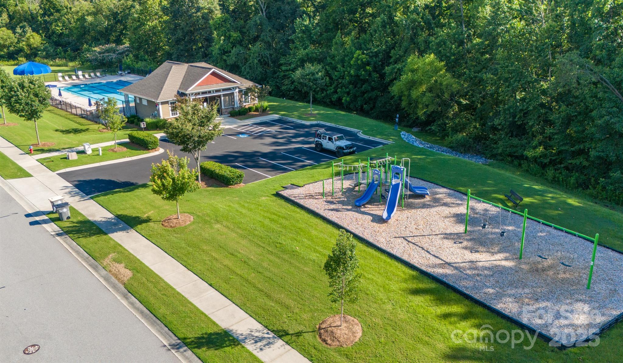 10666 Sapphire Trail