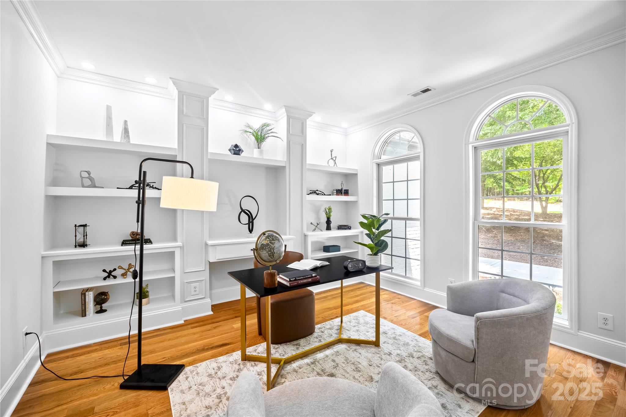 800 Lakeview Shores Loop