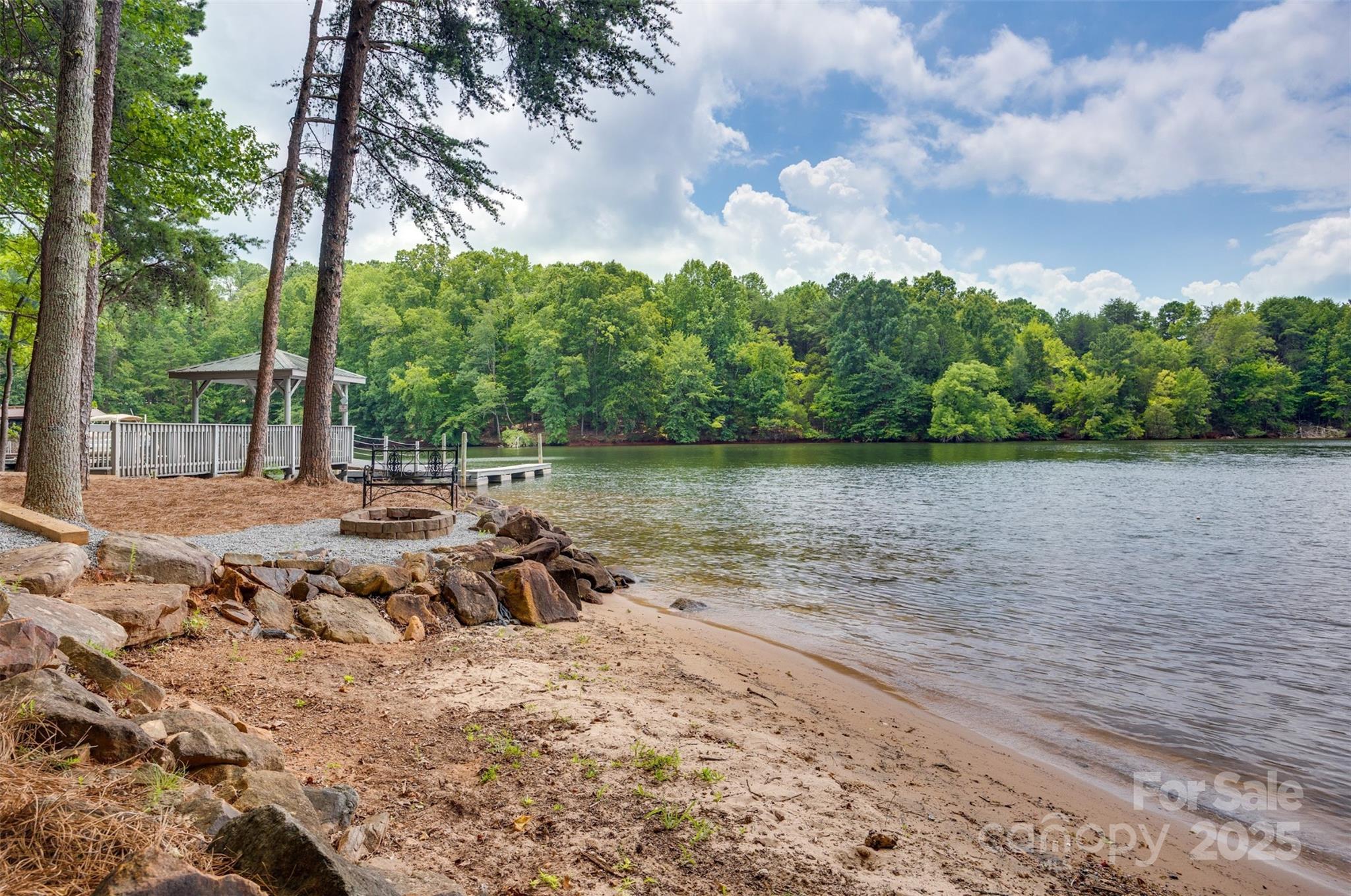 800 Lakeview Shores Loop