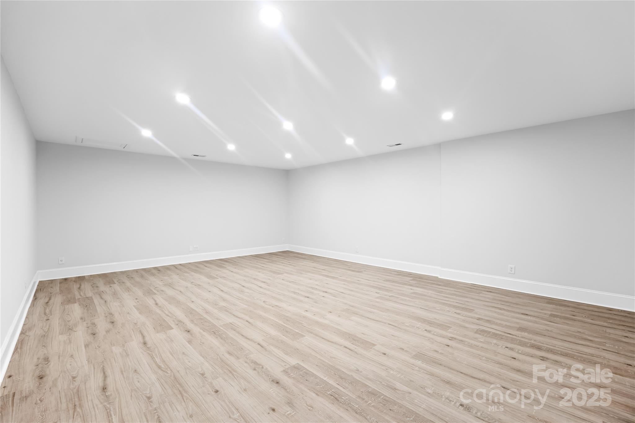 800 Lakeview Shores Loop