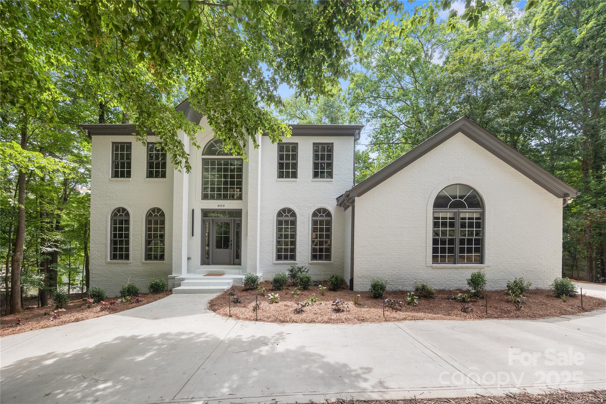 800 Lakeview Shores Loop