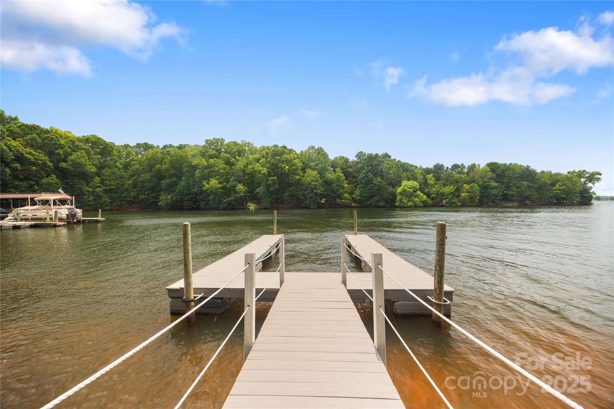 800 Lakeview Shores Loop