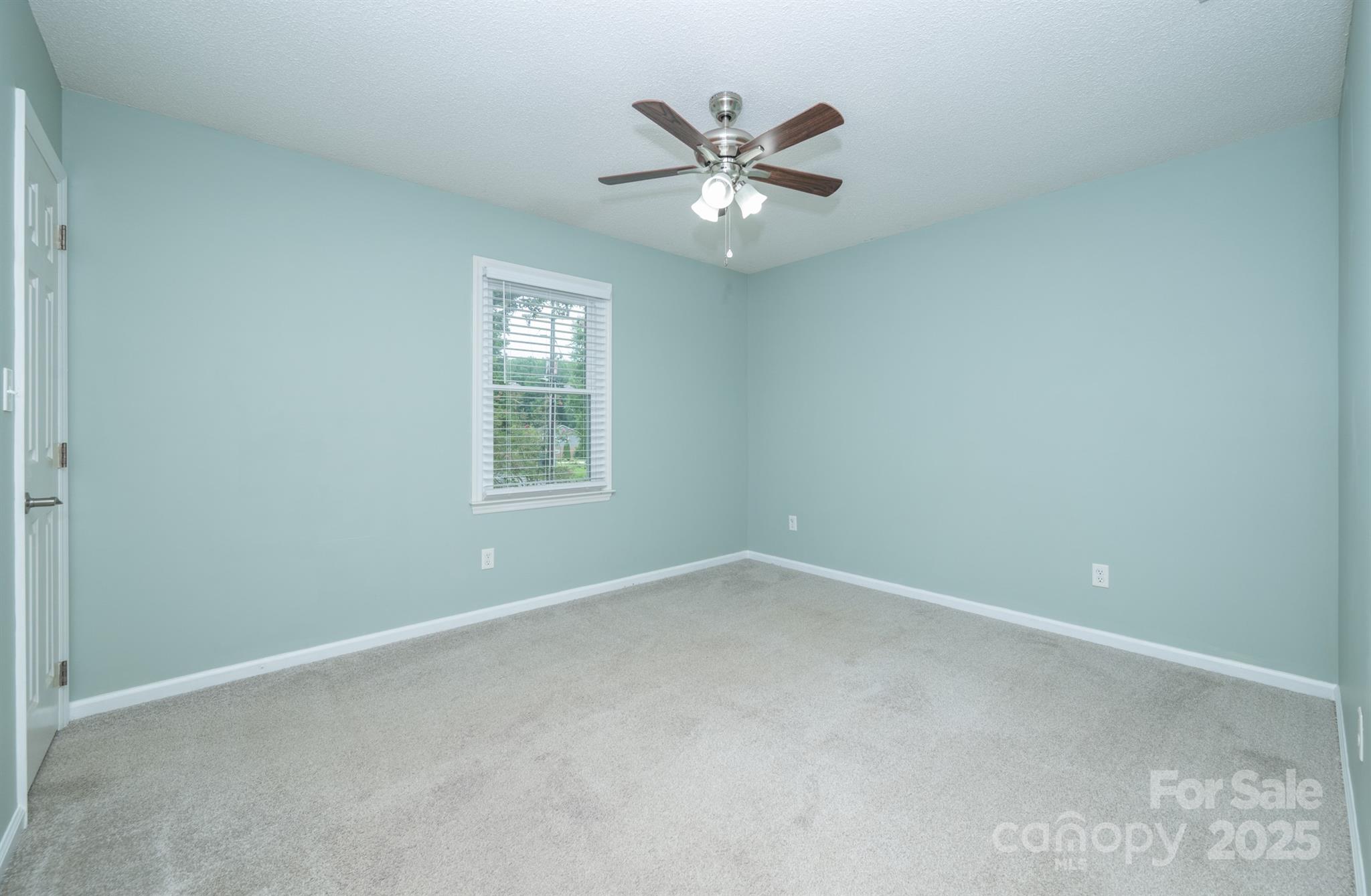 118 Underwood Drive