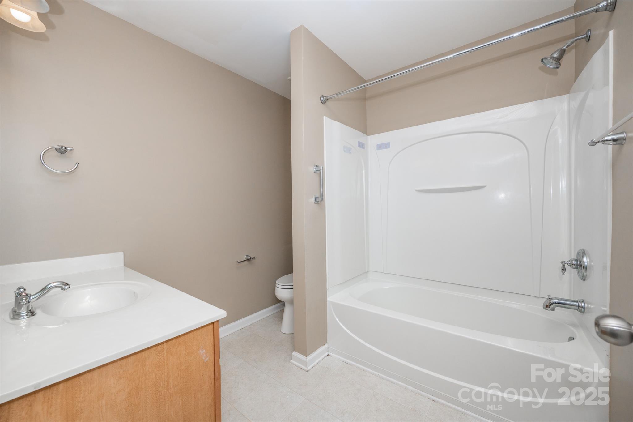 383 Courtland Court