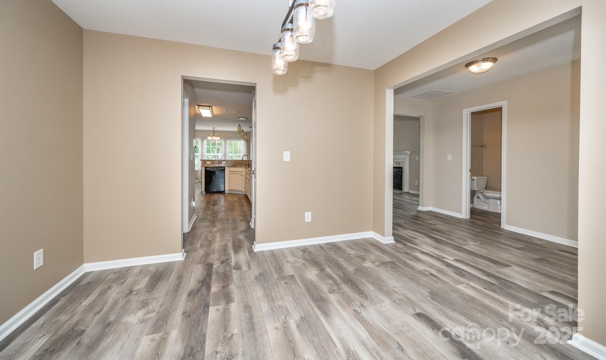 383 Courtland Court